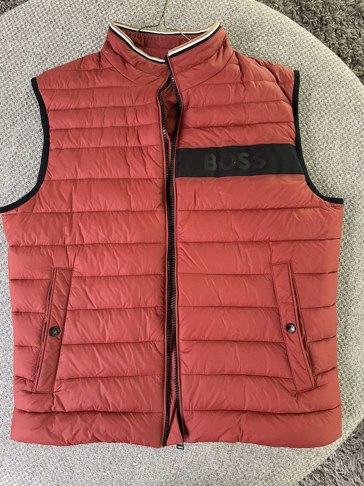 Hugo Boss Hugo Boss Red Quilted Puffer Vest Size US L / EU 52-54 / 3 - 1 Thumbnail