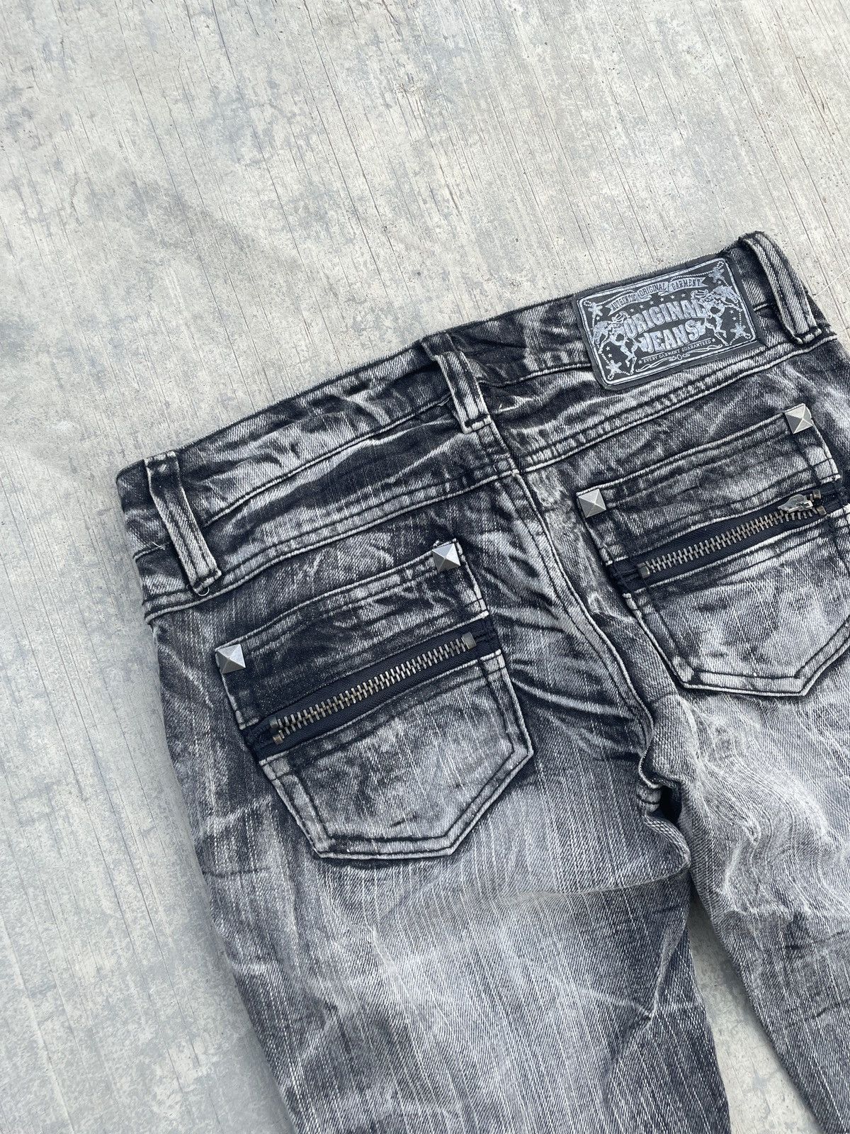 Japanese Brand 💥RARE💥 JAPANESE BRAND STUDDED DISTRESSED FLORAL SKINNY JEANS Size US 30 / EU 46 - 7 Thumbnail