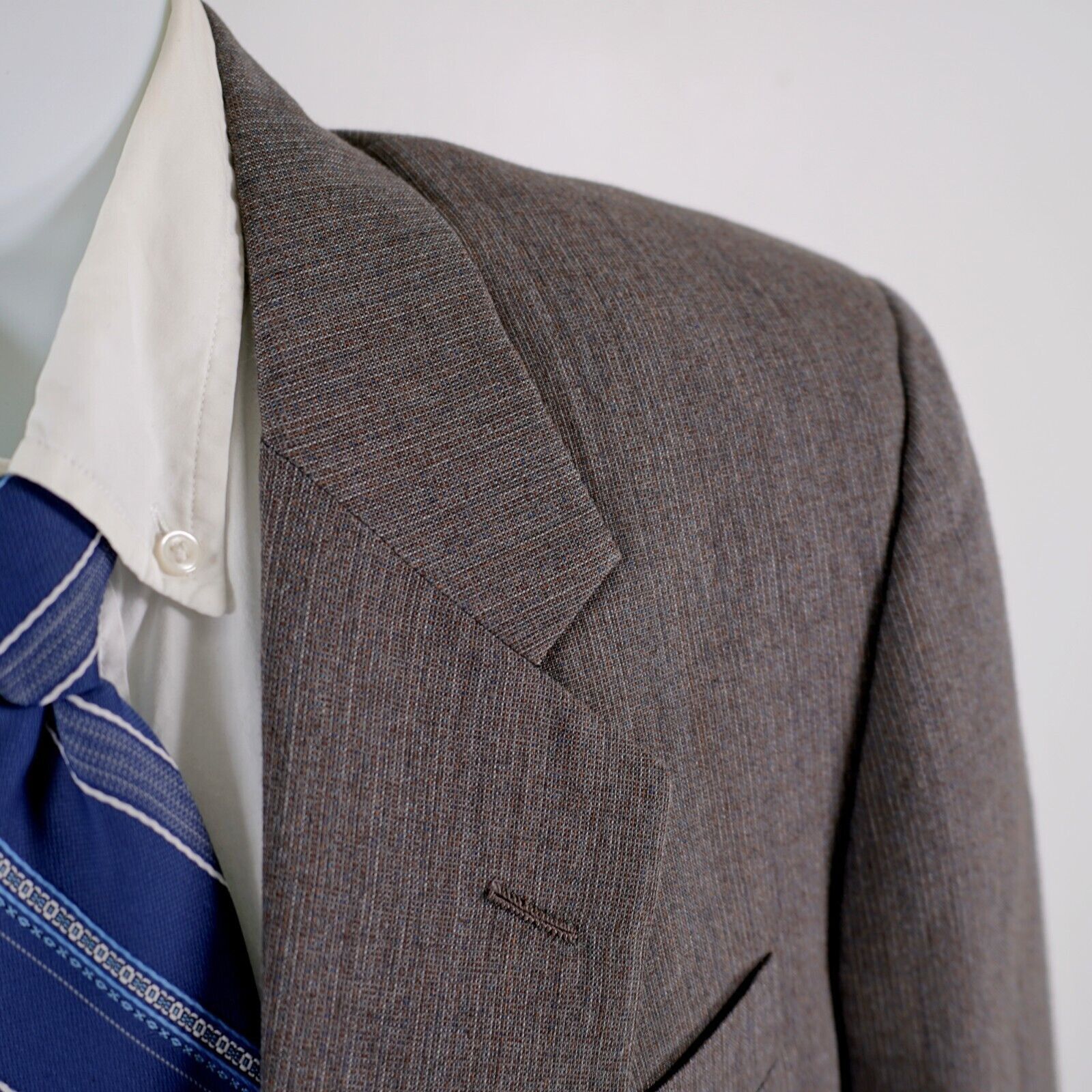 Hickey Freeman Hickey Freeman The Boardroom Wool Blend Beige Birdseye 2 But Size 40R - 2 Thumbnail