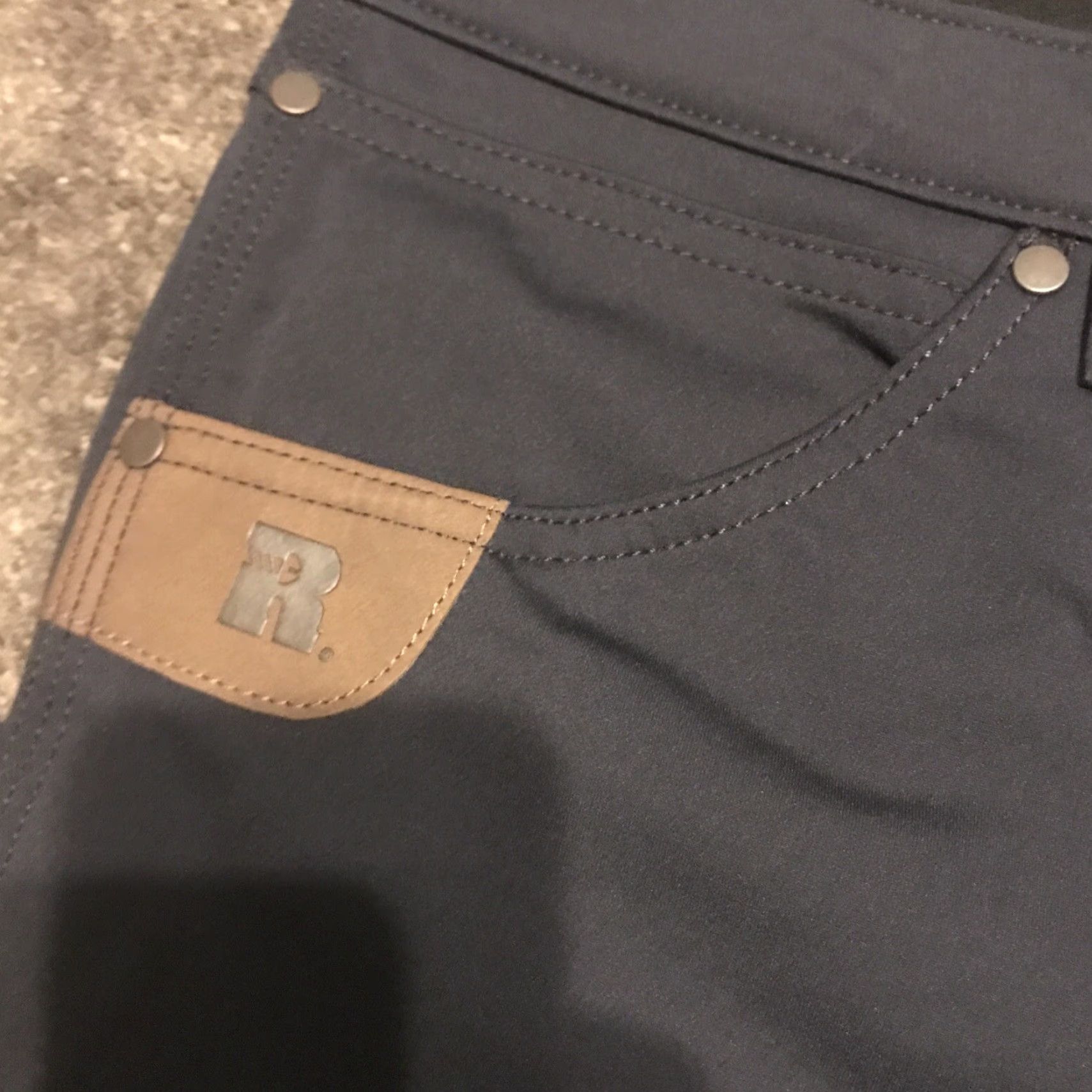 Wrangler Wrangler Workwear Women's Cargo Pant Ranger Black 12 Regular 12X30 - Zip - Cargo - Black - 12 - Womens Size 34" / US 12 / IT 48 - 5 Thumbnail