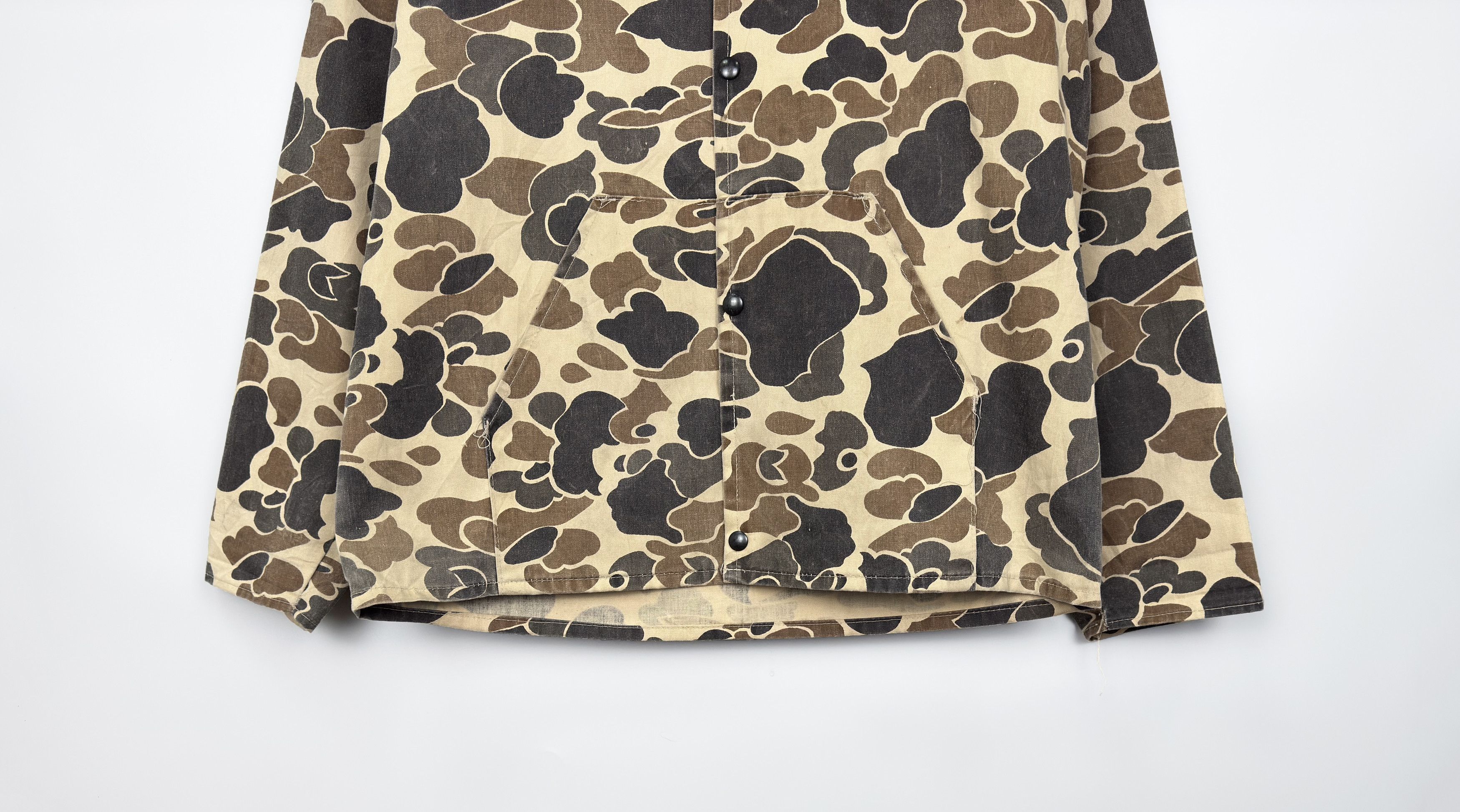 Vintage Vintage WW2 Sno King Duck Camouflage Hooded Jacket Made USA Size US L / EU 52-54 / 3 - 3 Thumbnail