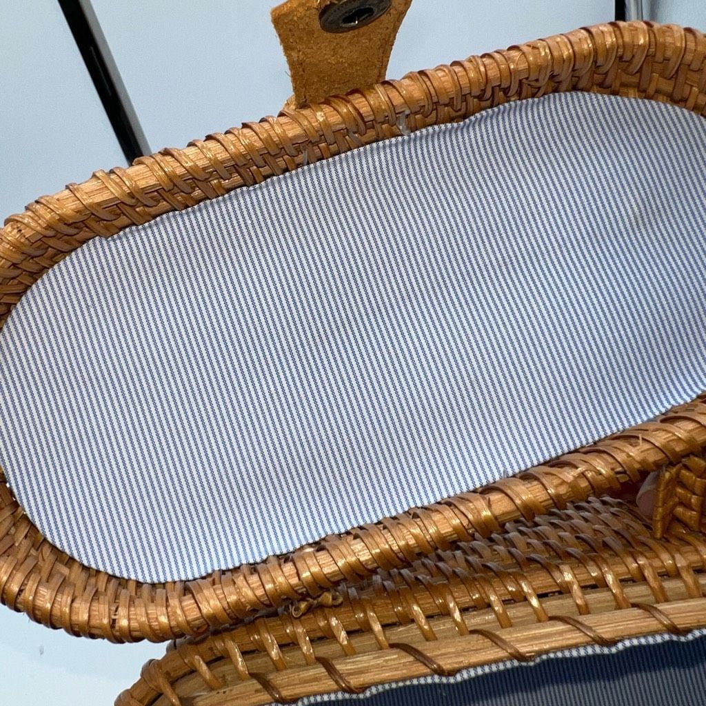 Vintage Vintage Handmade Wicker Basket and Leather Crossbody Bag Size ONE SIZE - 16 Thumbnail