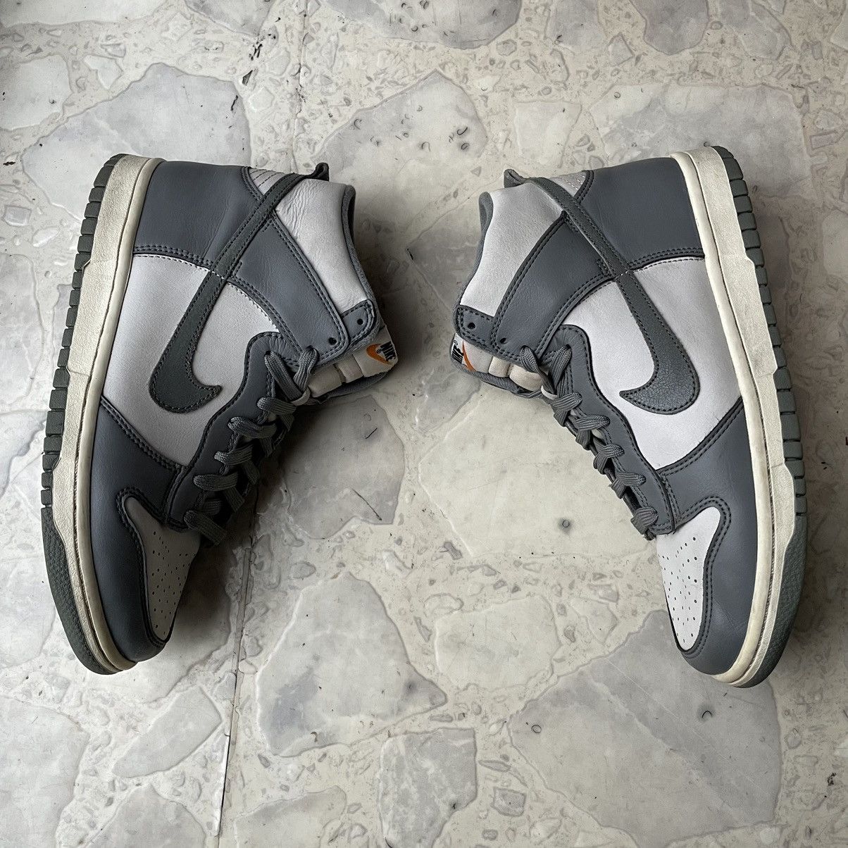 Nike Nike Dunk High Vintage Light Bone Grey Sneakers Size US 8.5 / IT 38.5 - 3 Thumbnail