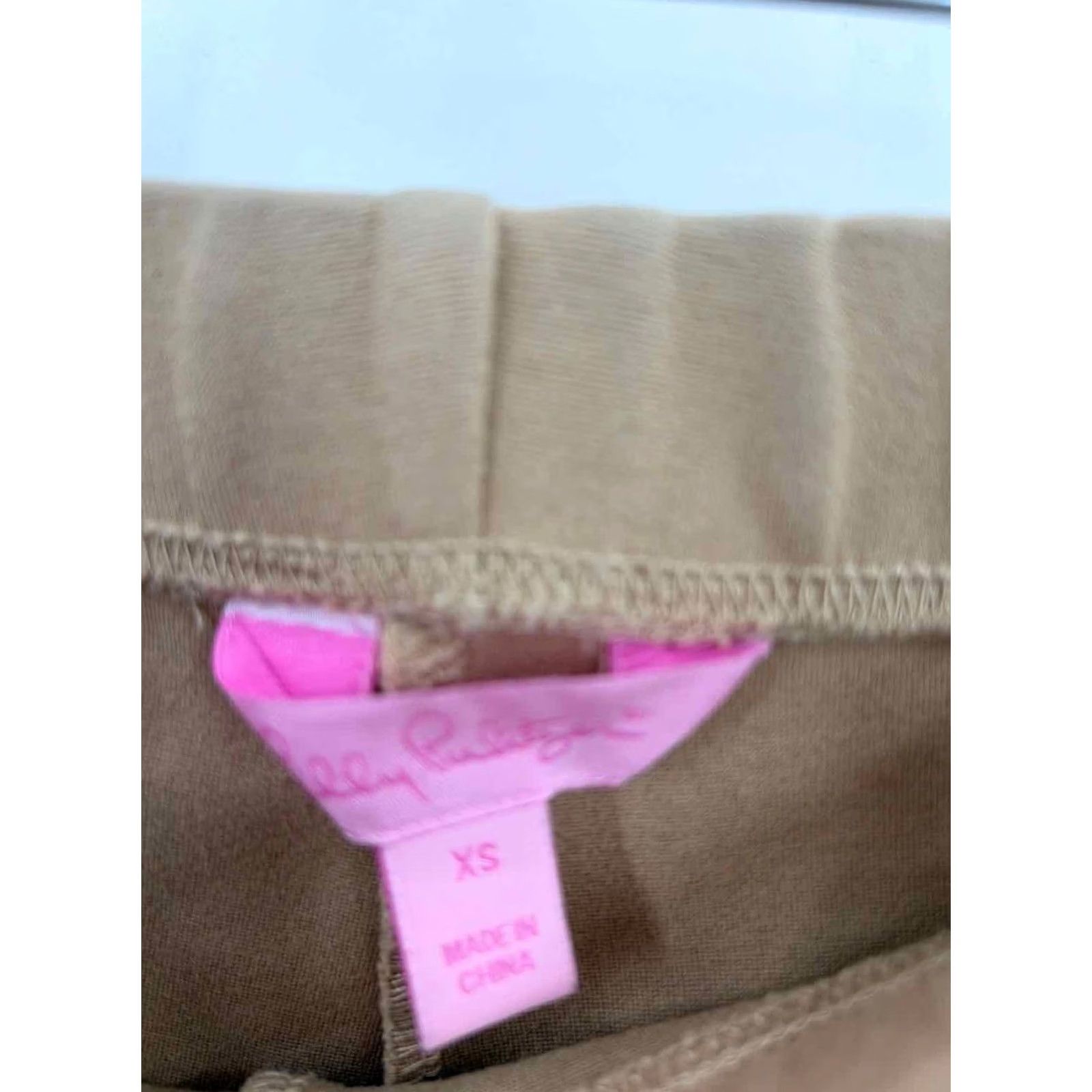 Lilly Pulitzer Lilly Pulitzer Pants Size XS Tan Pull On Pre-Owned Size 26" / US 2 / IT 38 - 2 Thumbnail