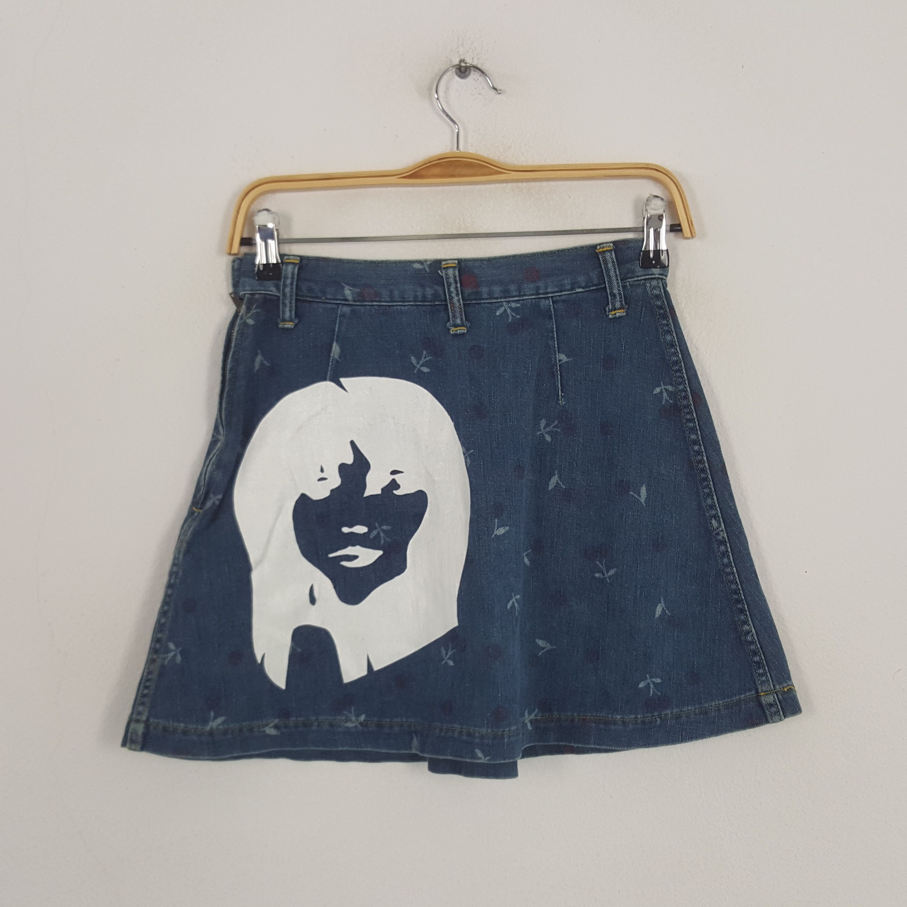 Hysteric Glamour × Japanese Brand × Vintage Vintage Hysteric Glamour Japanese Brand Denim Skirt Size 24" / US 00 / IT 34 - 1 Thumbnail