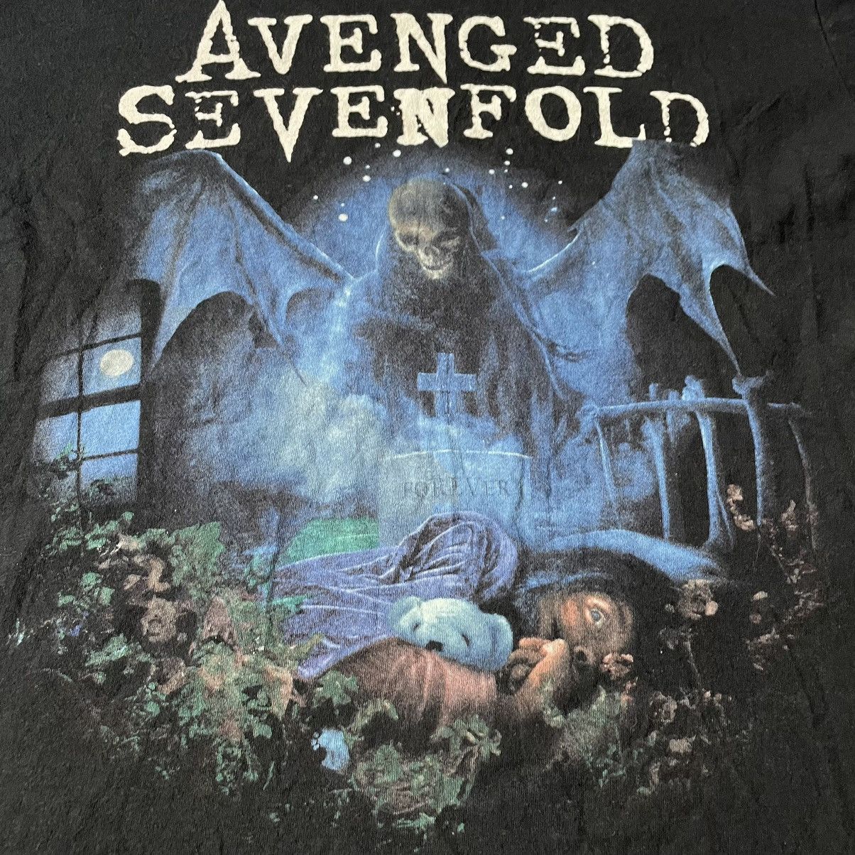 Band Tees Vintage Y2K AVENGED CREEPY FACE ABSTRACT ANGRY HORROR BONES Size US S / EU 44-46 / 1 - 7 Thumbnail
