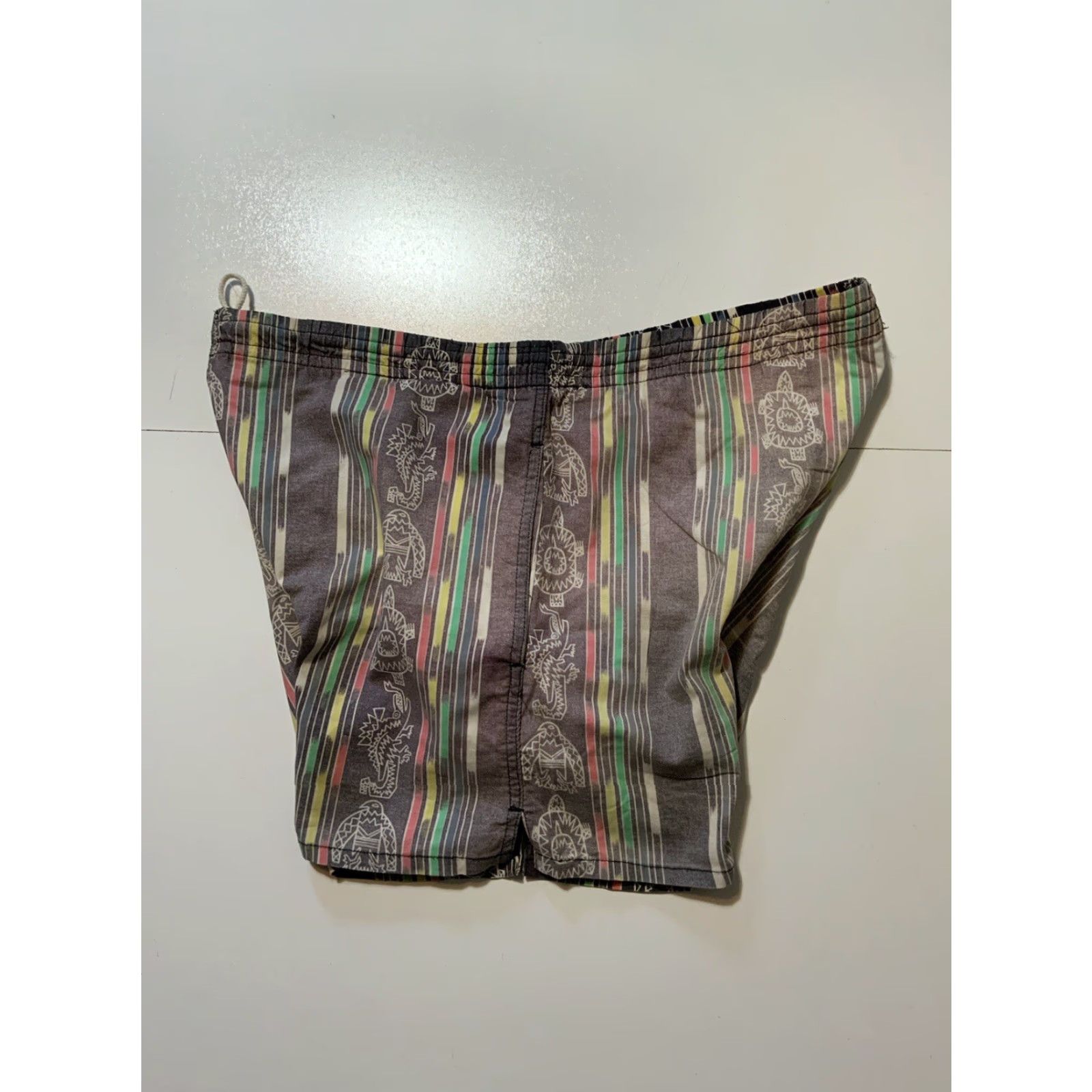 Vintage VINTAGE 80s 90s Cheetah By Mervyns Southwestern Swim Trunk 3” Inseam Shorts Sz.L Mens Size US 33 - 4 Thumbnail