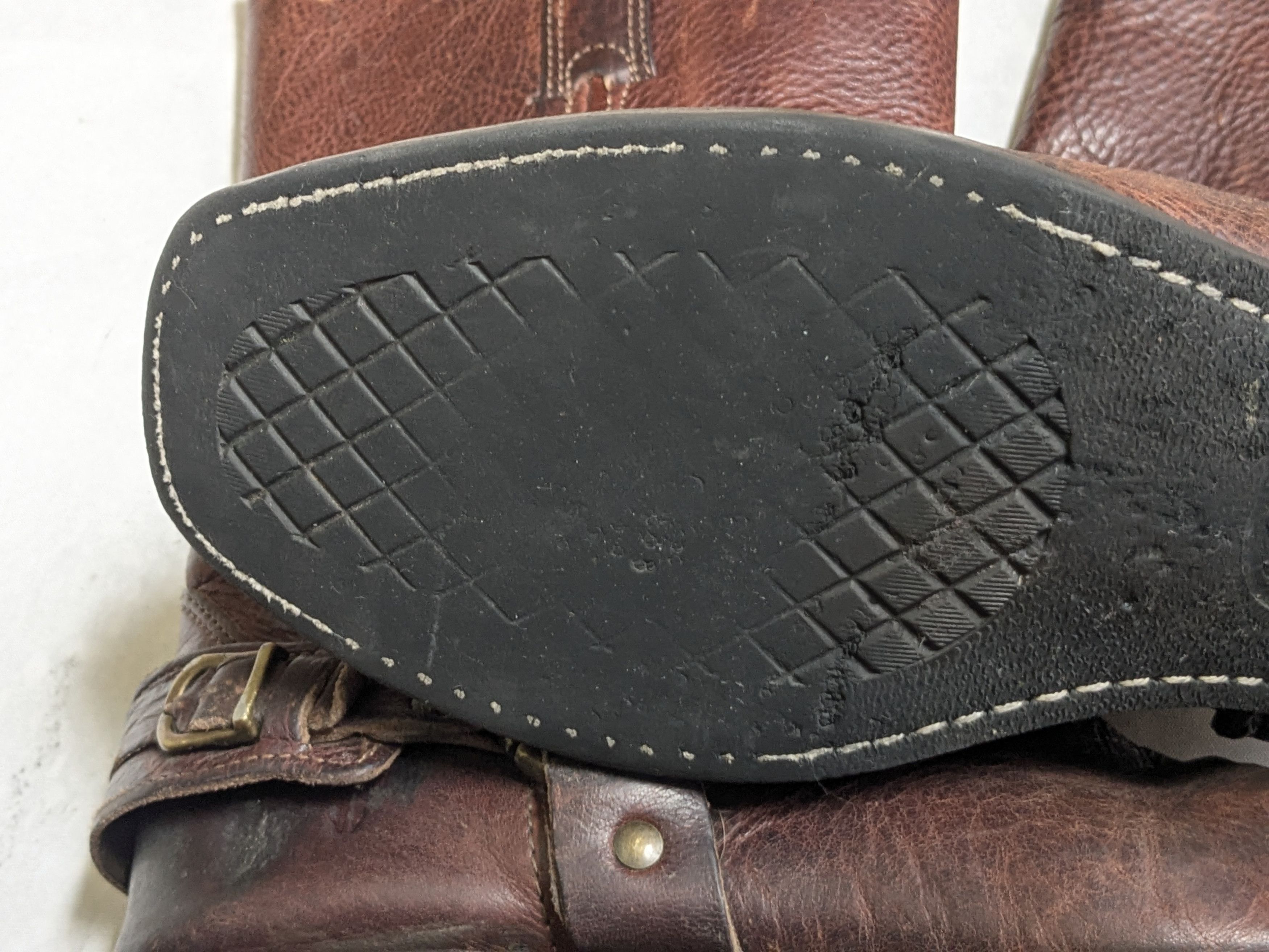 Frye Frye Harness Boots Brown Leather 11 M Buckle Size US 11 / EU 44 - 18 Thumbnail