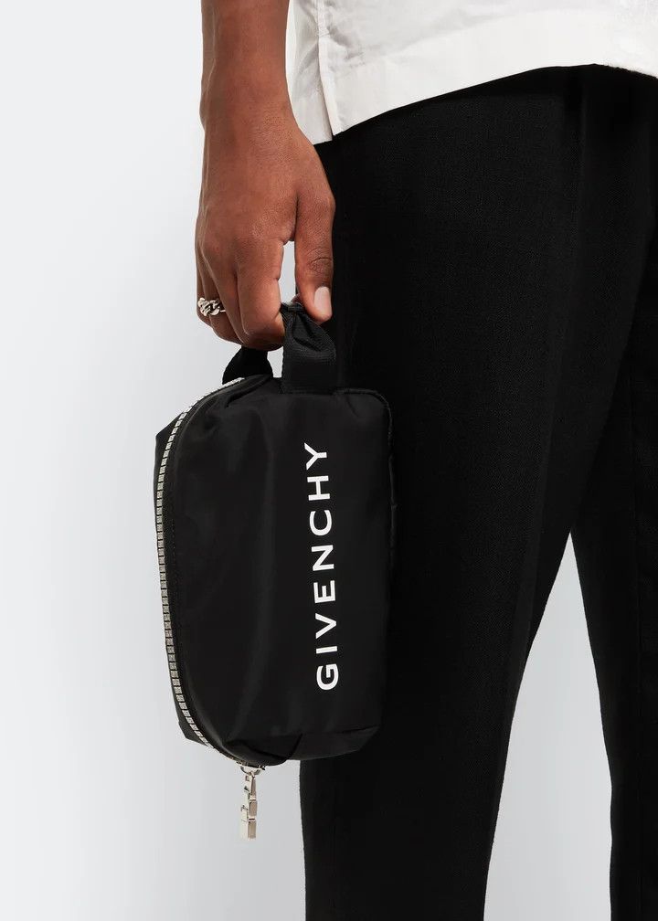 Givenchy o1srvl11e1025 Size: OS / G-Zip Toiletry Pouch in Black Size ONE SIZE - 2 Thumbnail