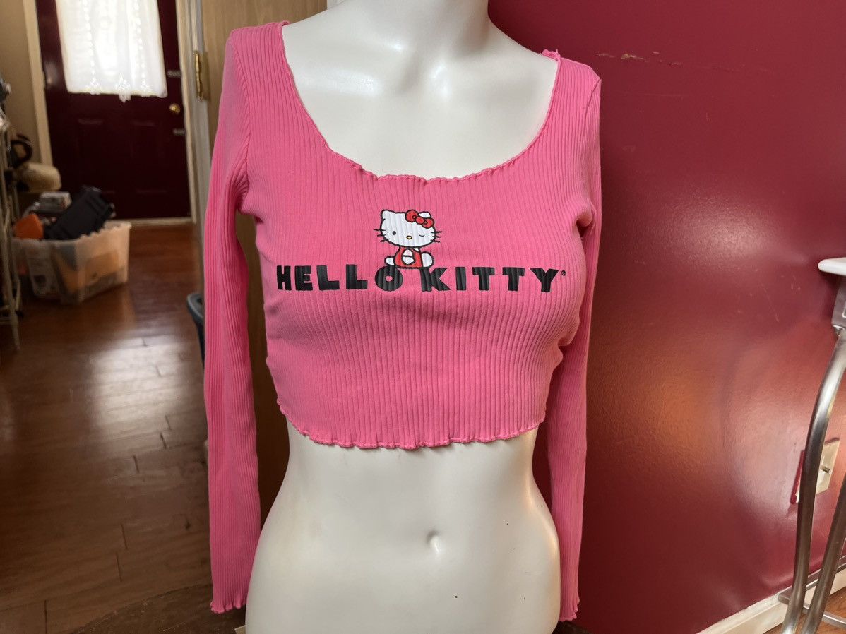 Shein Crop top long sleeves size M SHEIN x Hello Kitty & Friends Size M / US 6-8 / IT 42-44 - 1 Thumbnail