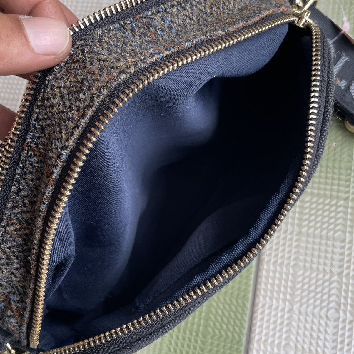 Harris Tweed × U.S. Polo Assn. 🔥 RARE U.S POLO ASSN X HARRIS TWEED WOOL CROSSBODY Size ONE SIZE - 12 Thumbnail