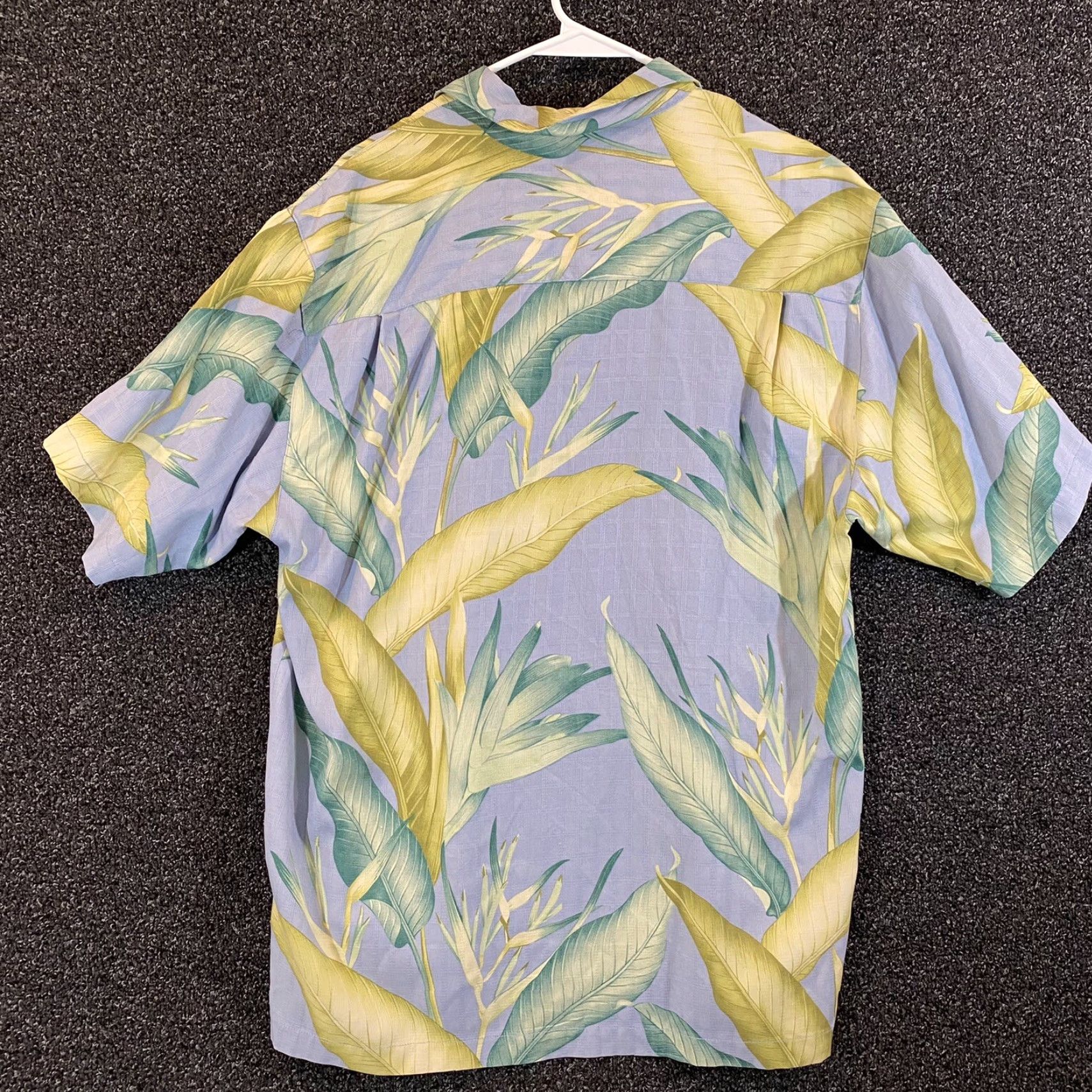 Tommy Bahama VINTAGE Tommy Bahama Men's Shirt Casual Short Sleeve Size M Blue Fern Floral Silk Hawaiian Button Up Size US M / EU 48-50 / 2 - 7 Thumbnail