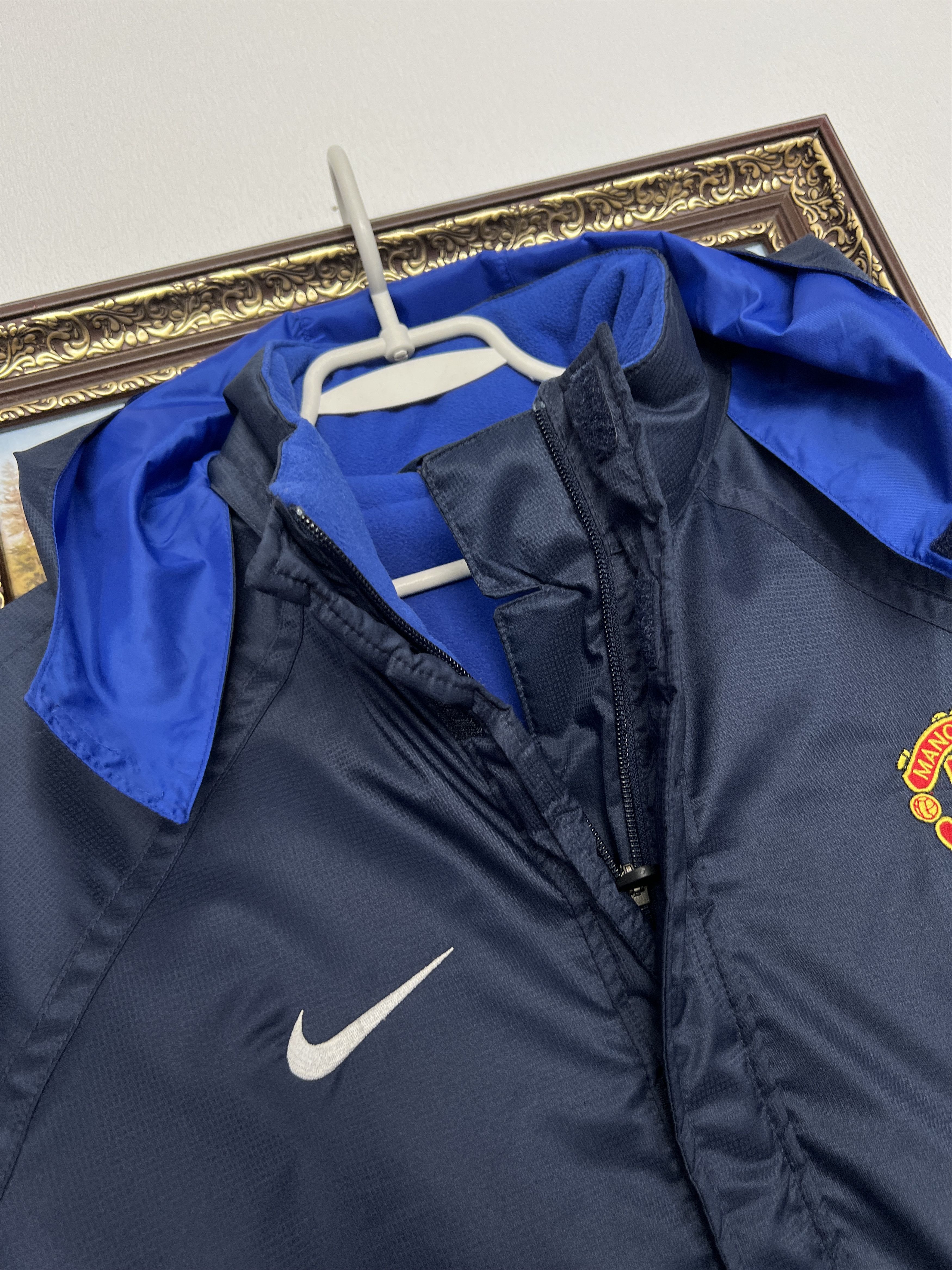 Nike Vintage Nike Manchester United Football Padded Jacket Soccer Size US L / EU 52-54 / 3 - 4 Thumbnail