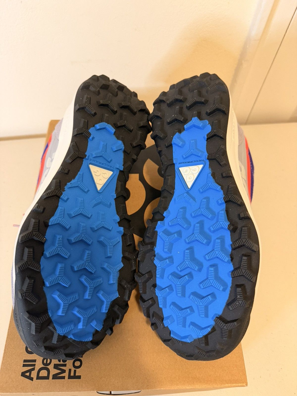 Nike ACG Nike ACG Lowcate size 8.5 Men Wolf Grey Bright Crimson Size US 8.5 / EU 41-42 - 5 Thumbnail