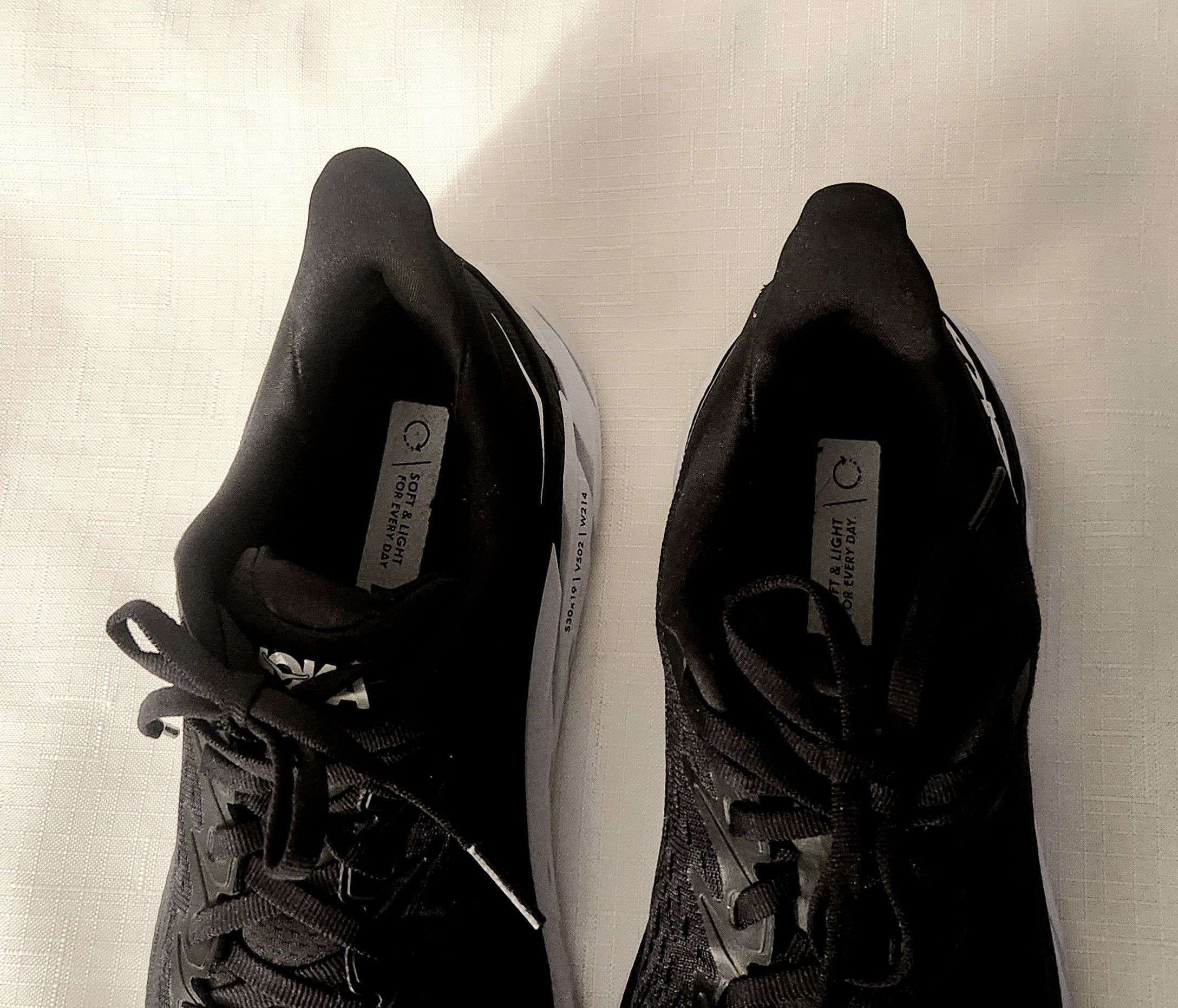 Hoka Hoka One One Women's Clifton 8 Size US 8B black Size US 8 / IT 38 - 9 Thumbnail