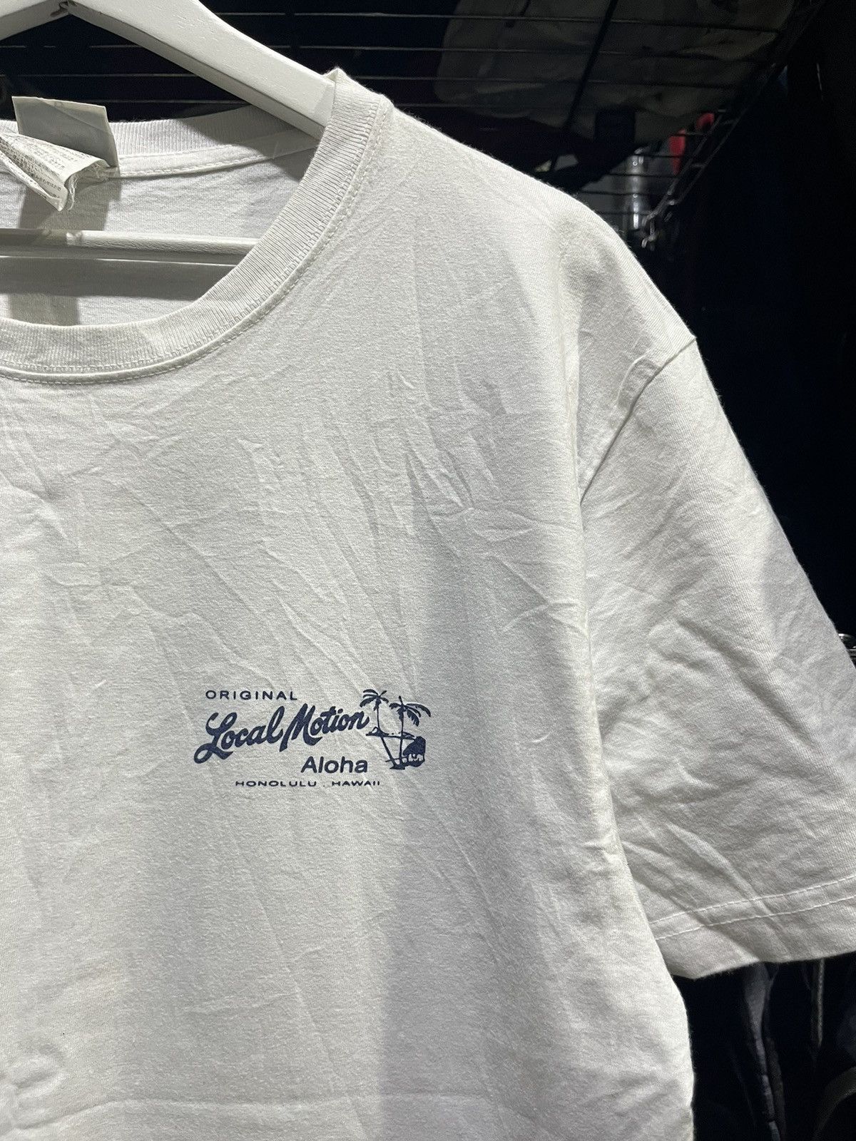 Vintage Local Motion Japan Surfboard Branded Tee Size US L / EU 52-54 / 3 - 3 Thumbnail