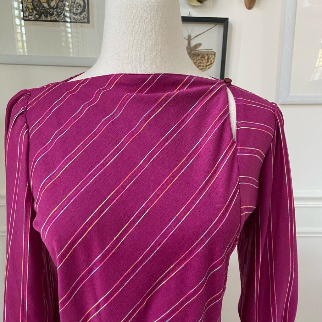 Vintage Vintage 80s New Division Violet Boatneck Cut Out Dress Mixed Size M / US 6-8 / IT 42-44 - 2 Thumbnail