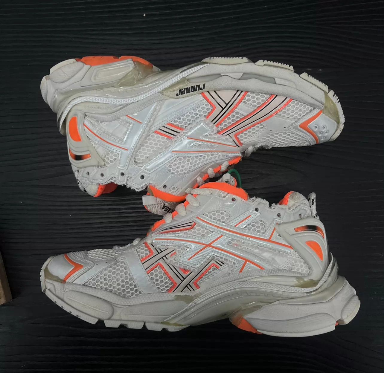 Balenciaga Balenciaga Runner Distressed White Orange 41 Size US 8 / EU 41 - 3 Thumbnail