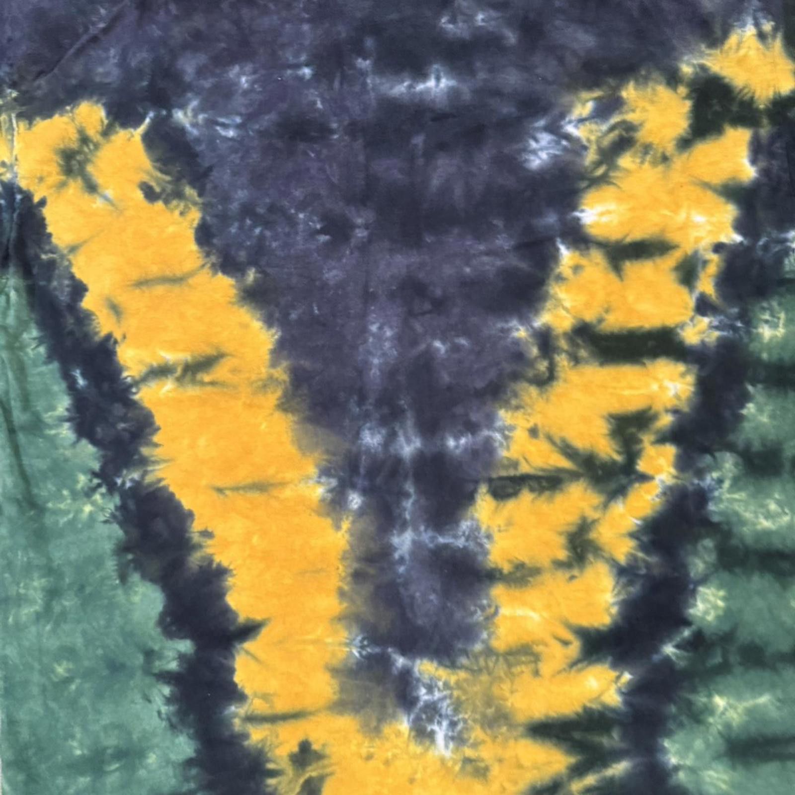 Liquid Blue Liquid Blue Shamrock size 2XL Green yellow tie dye t-shirt Size US XXL / EU 58 / 5 - 3 Thumbnail
