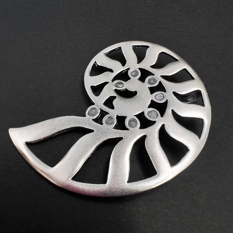 Vintage 925 Sterling Silver Nautilus Shell Pendant 9g