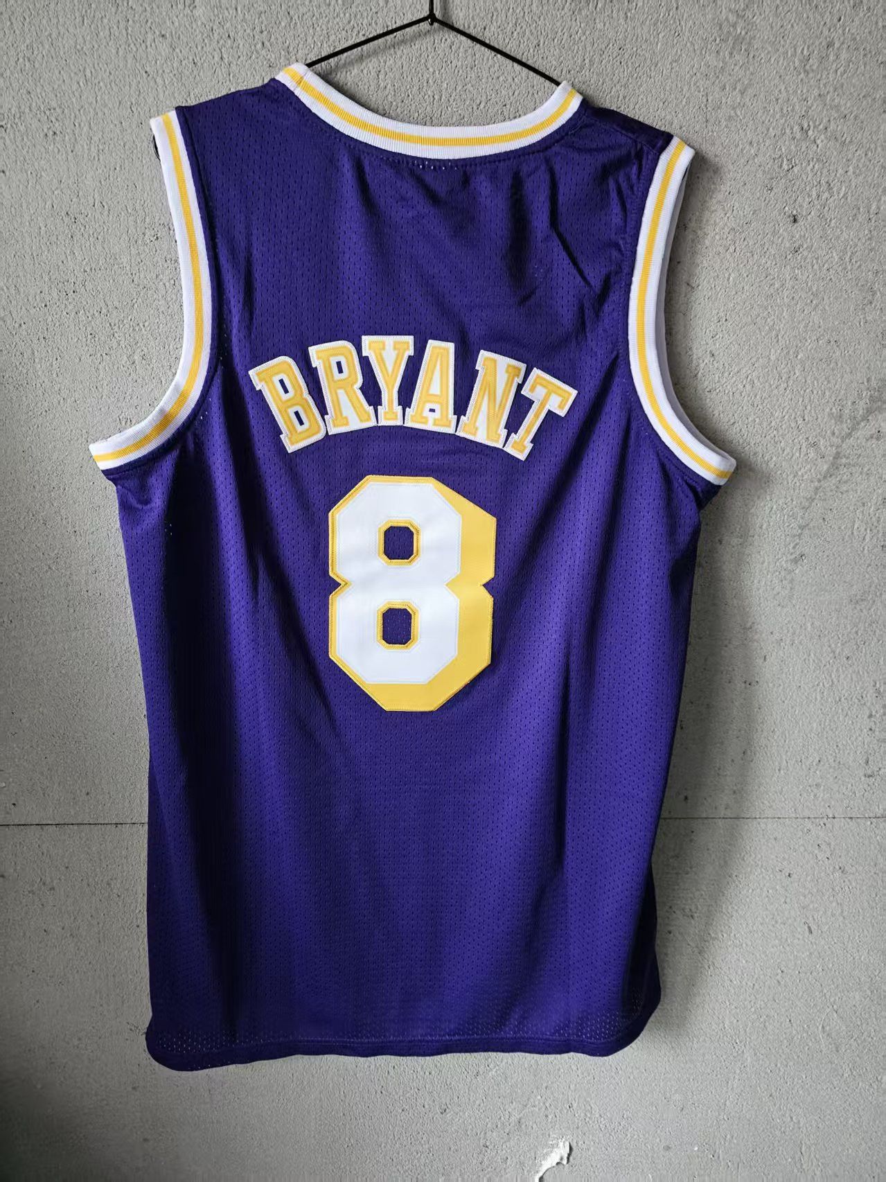 NBA Laker 8 Kobe Bryant Jersey Purple Size US S / EU 44-46 / 1 - 2 Thumbnail