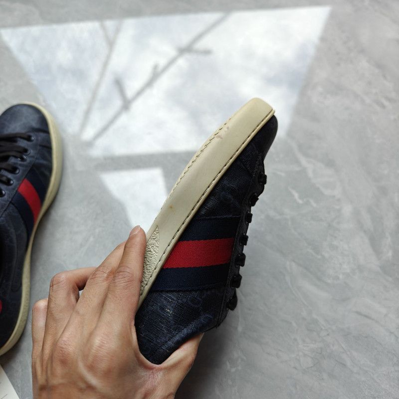 Gucci Gucci Ace Canvas Low-Top Sneakers for Men - Size US 7 / EU 40 - 4 Thumbnail