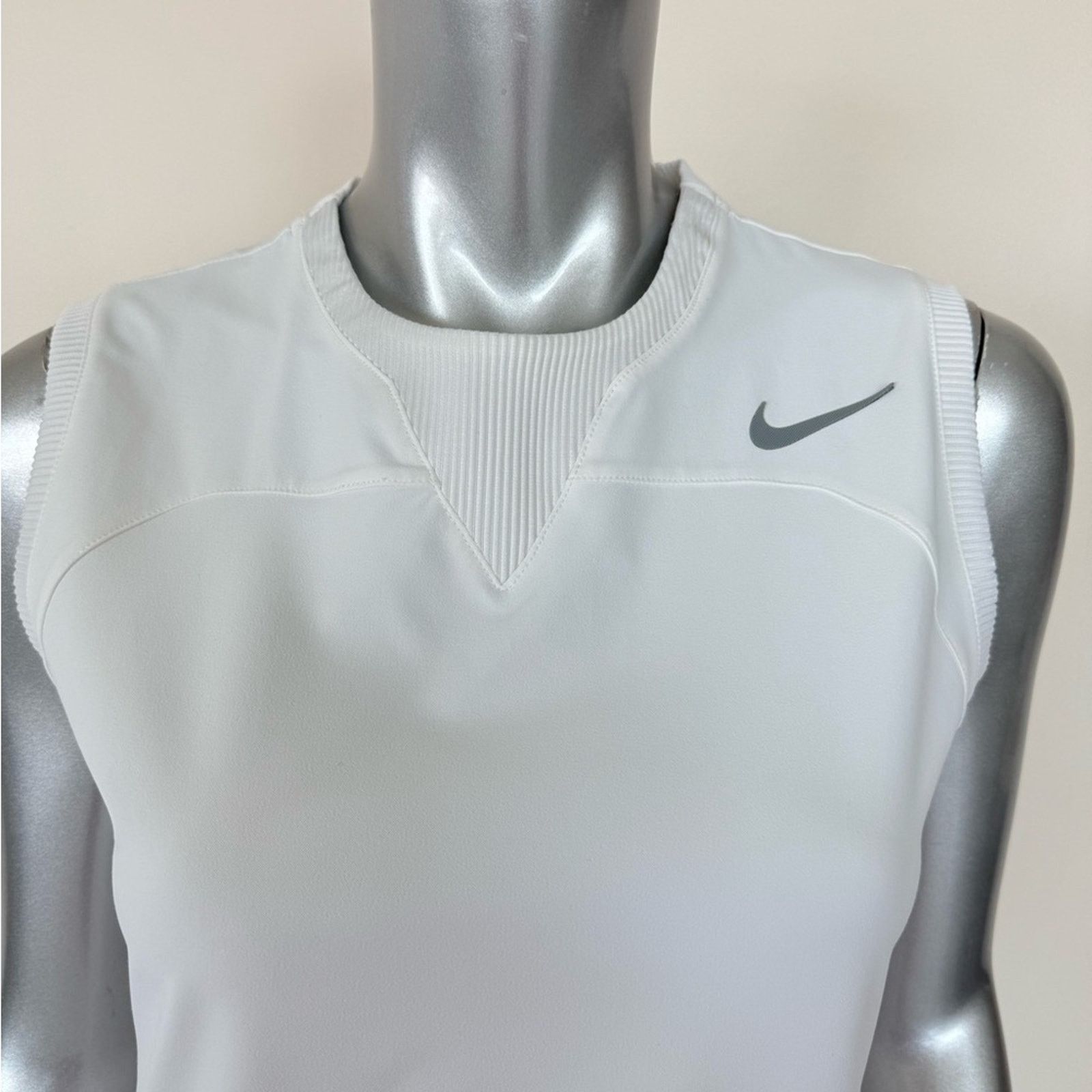 Nike NEW!! NIKE women tennis dress size L Size L / US 10 / IT 46 - 3 Thumbnail