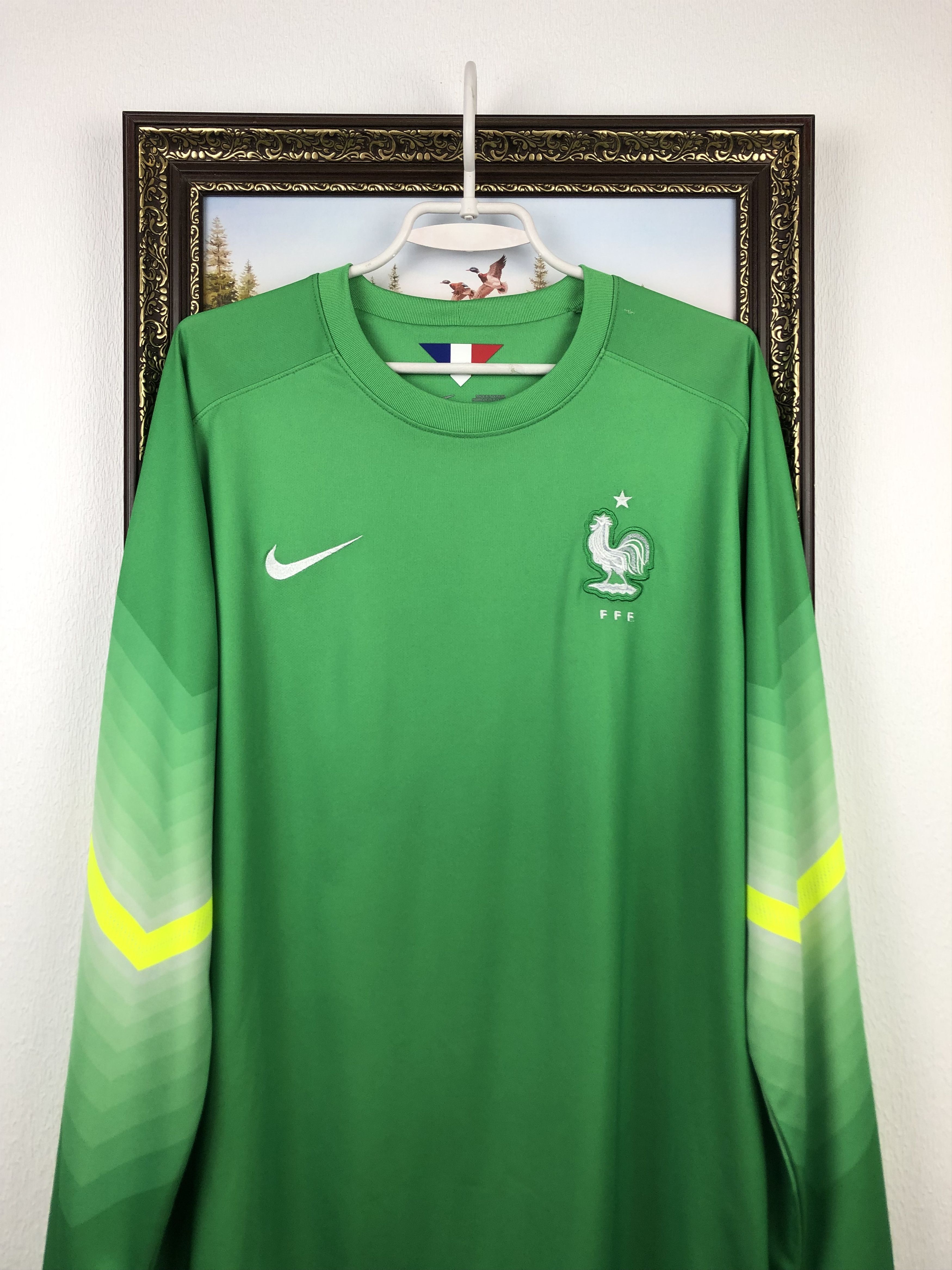 Nike 2014 France Shirt Nike Goalkeeper Jersey Lloris Soccer Size US XL / EU 56 / 4 - 2 Thumbnail