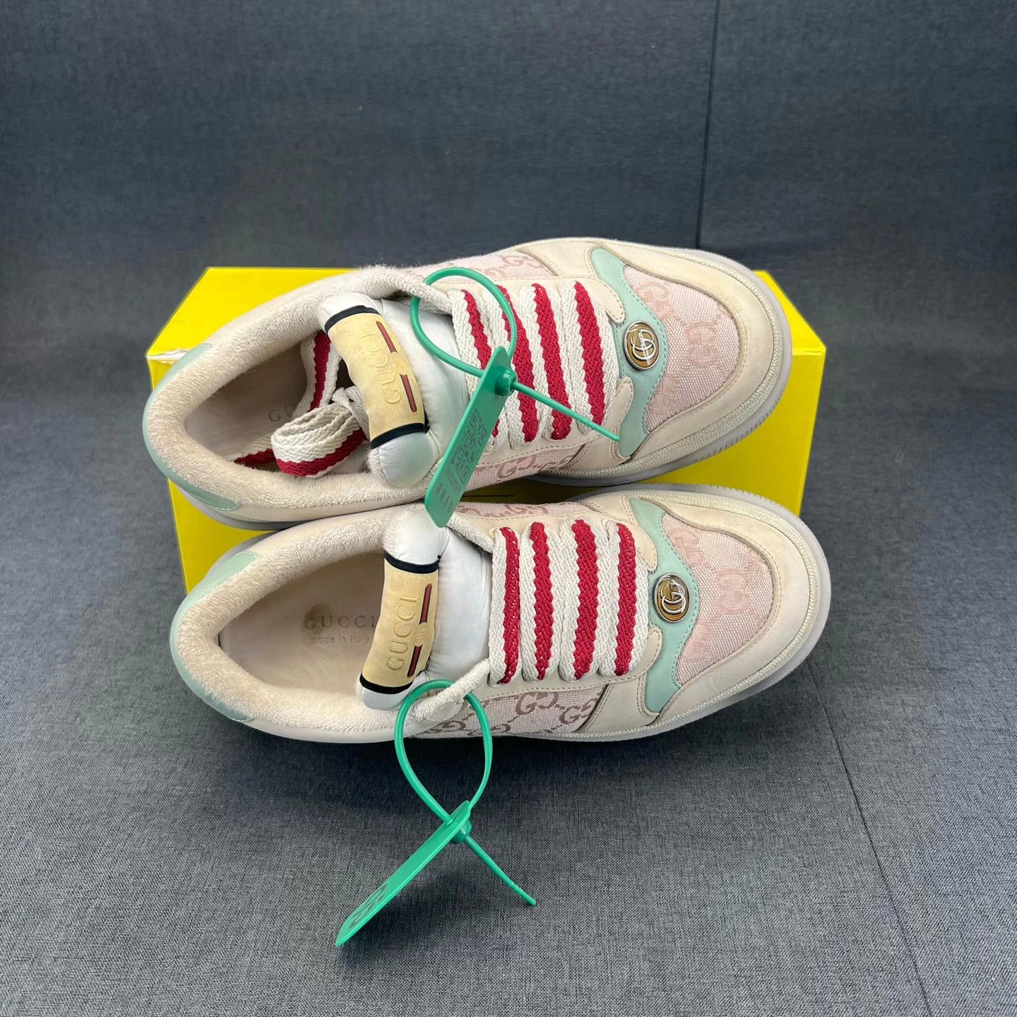 Gucci Gucci Pangding White/Pink 37.5 US Size US 7 / IT 37 - 7 Thumbnail