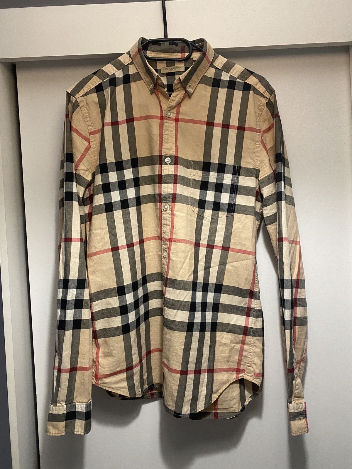 Burberry Luxury burberry fullprint shirt button up Size US S / EU 44-46 / 1 - 1 Thumbnail