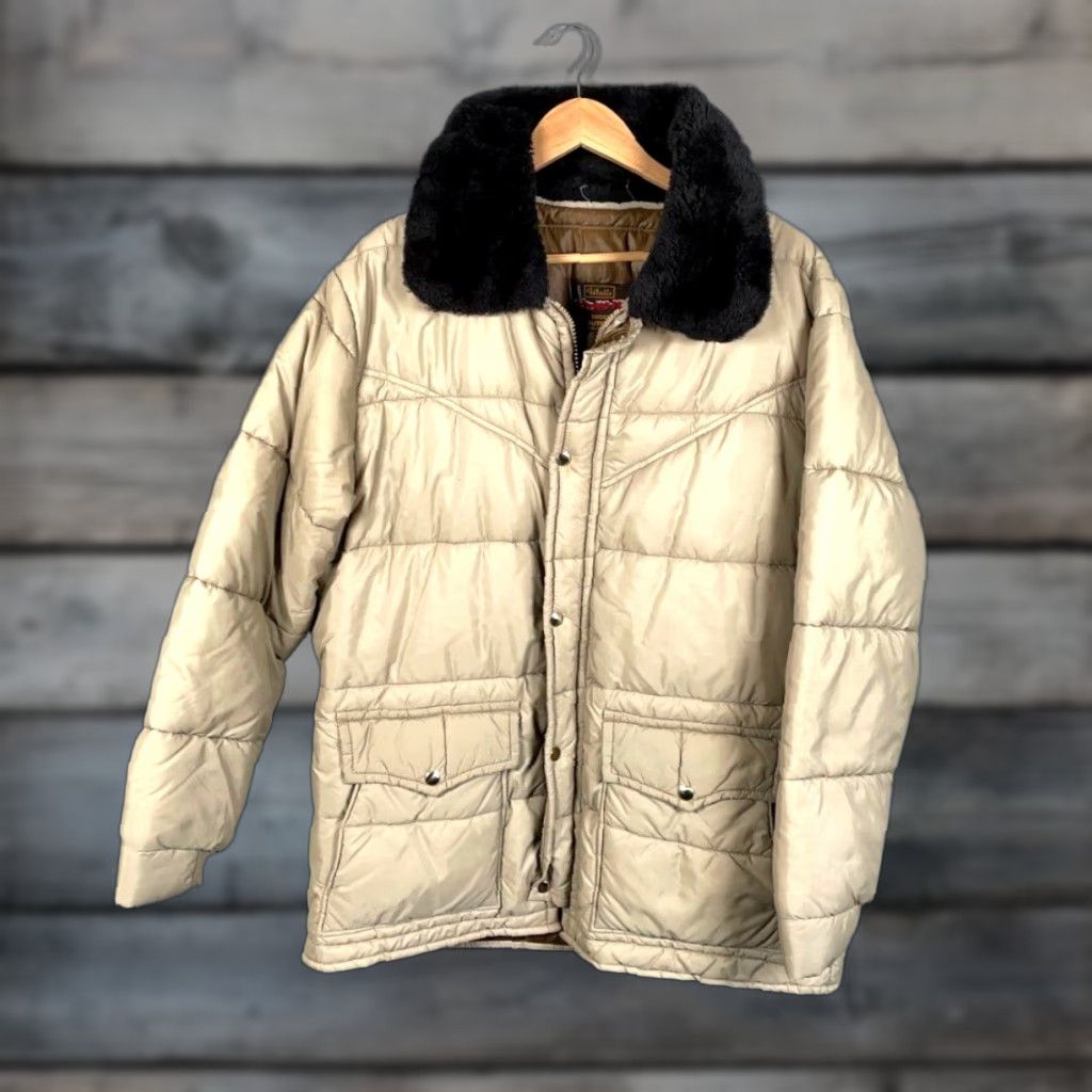 Walls VINTAGE Walls Blizzard Pruf Puffer Jacket Men's Large Beige Zip Up Faux Fur Collar 80s Nature Outdoor Retro Size US L / EU 52-54 / 3 - 1 Thumbnail
