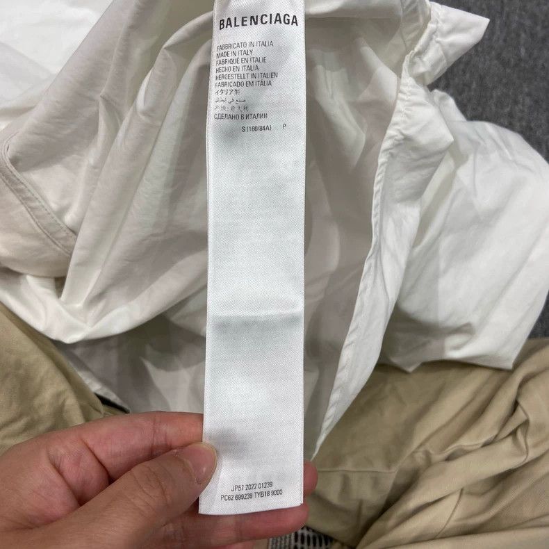 Balenciaga Balenciaga Fake Two-Piece Long Sleeve Shirt Size US S / EU 44-46 / 1 - 5 Thumbnail
