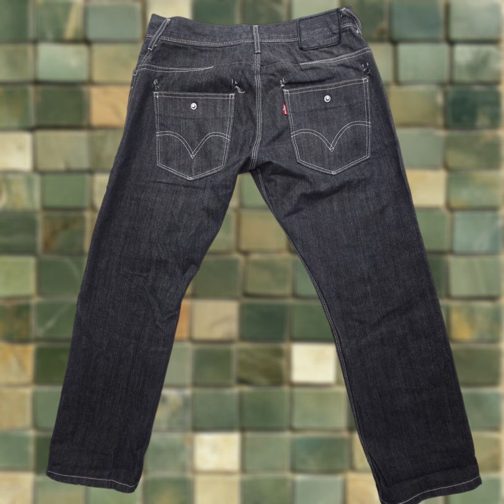Levi's Levi's 514 Slim Straight Jeans Mens 32 x 29 Denim Black 2000s Y2K Vintage Theme American Jeans 5-Pocket Mens Size US 32 / EU 48 - 1 Thumbnail
