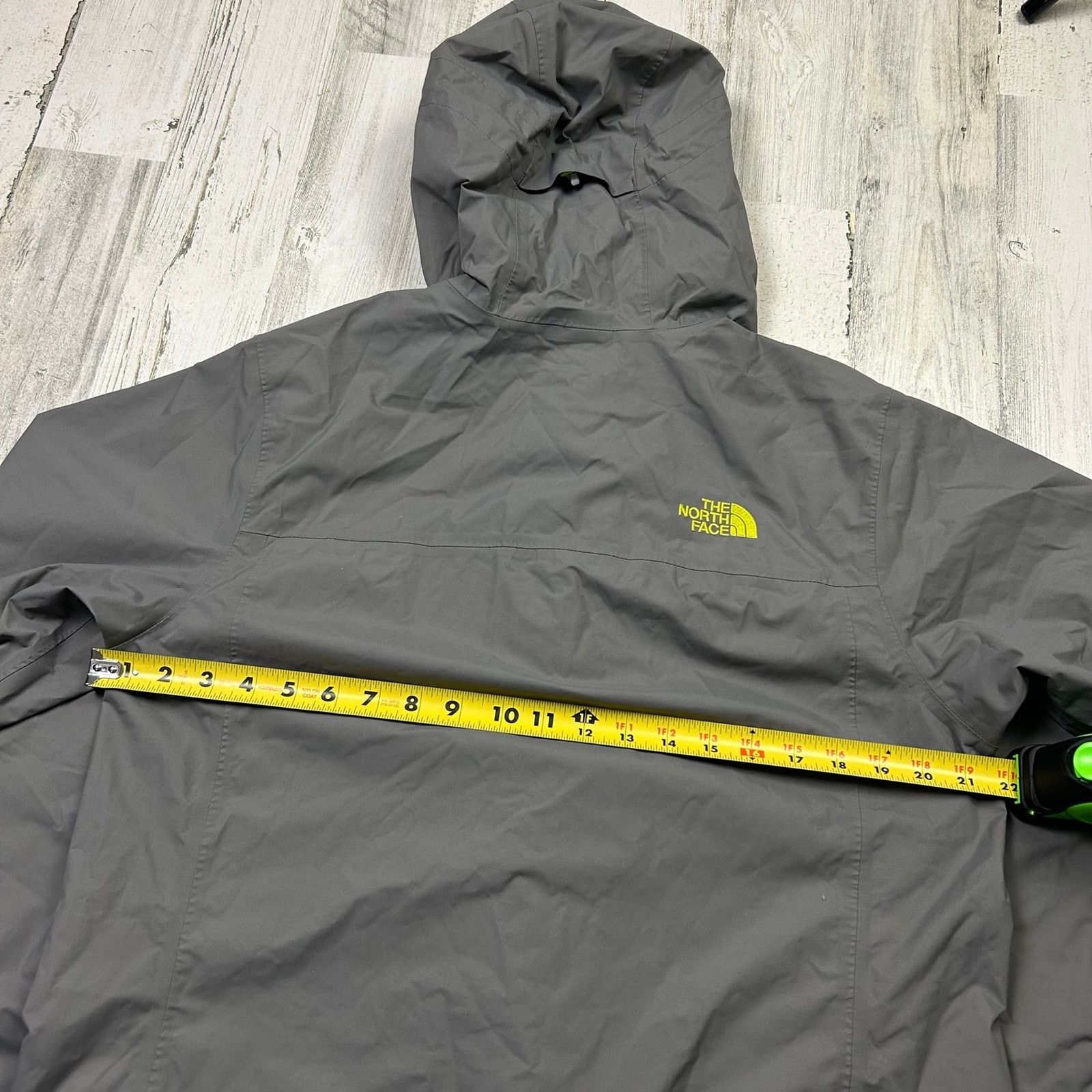 The North Face The North Face DryVent Grey Windbreaker Jacket Size US S / EU 44-46 / 1 - 10 Thumbnail