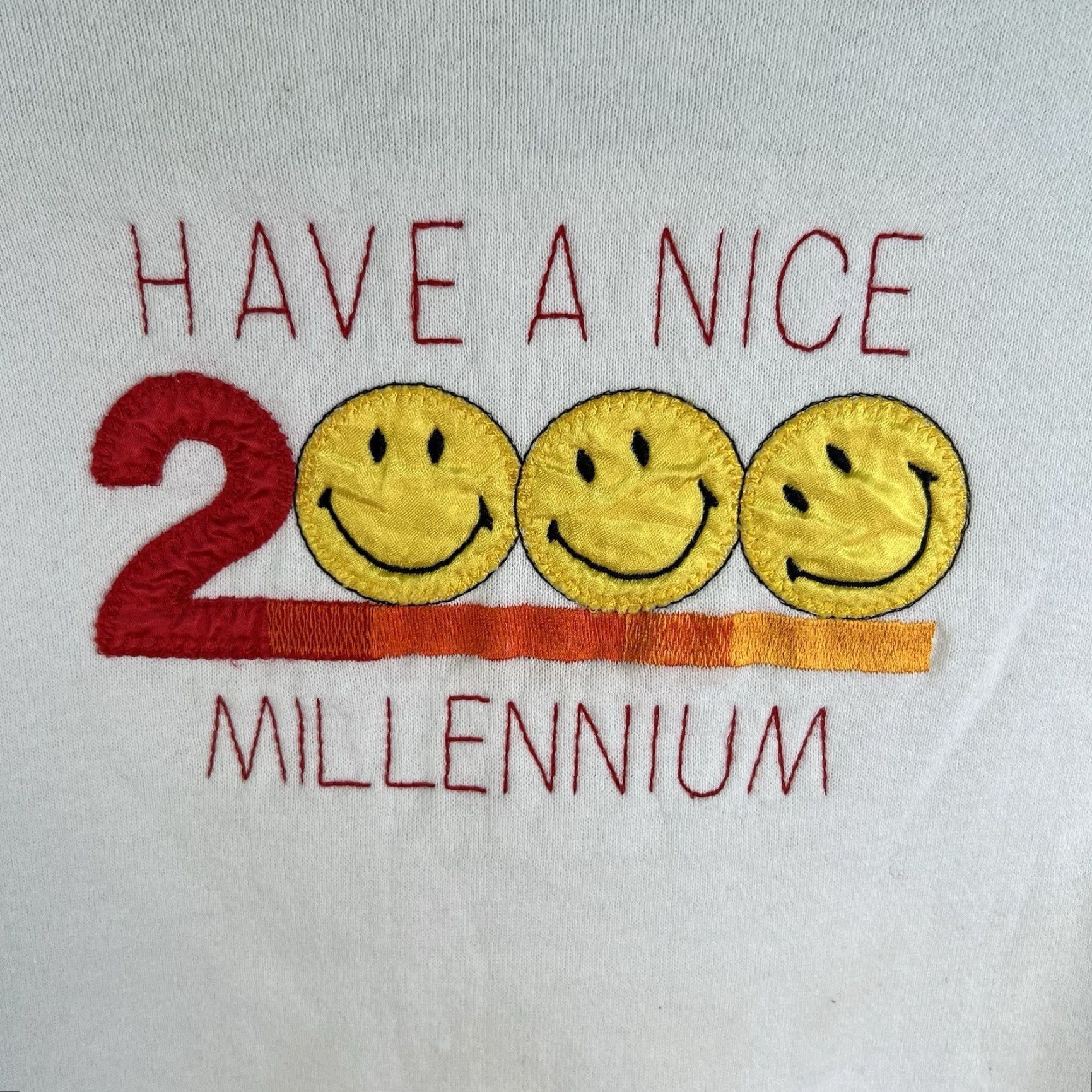 Vintage VINTAGE Have a Nice Millennium 2000 Sweatshirt Adult XL White Size US XL / EU 56 / 4 - 2 Thumbnail