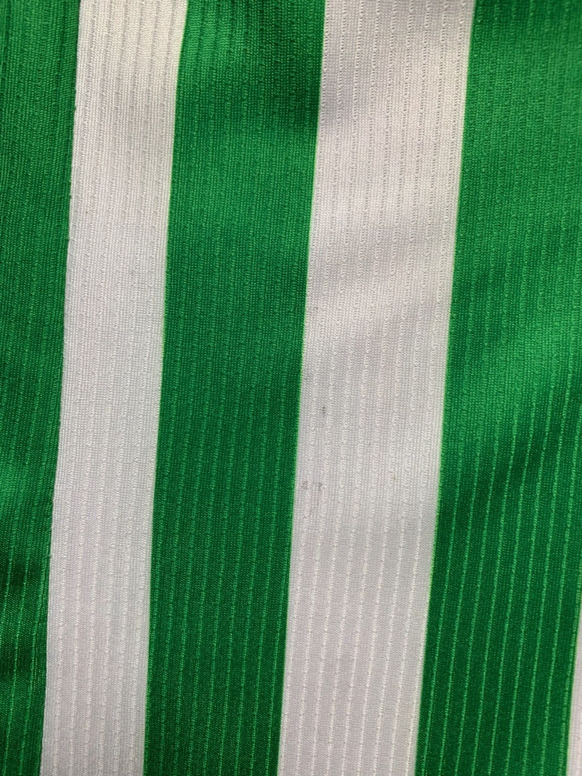 Kappa × Vintage Vintage Kappa Real Betis soccer jersey size M striped green Size US M / EU 48-50 / 2 - 6 Thumbnail