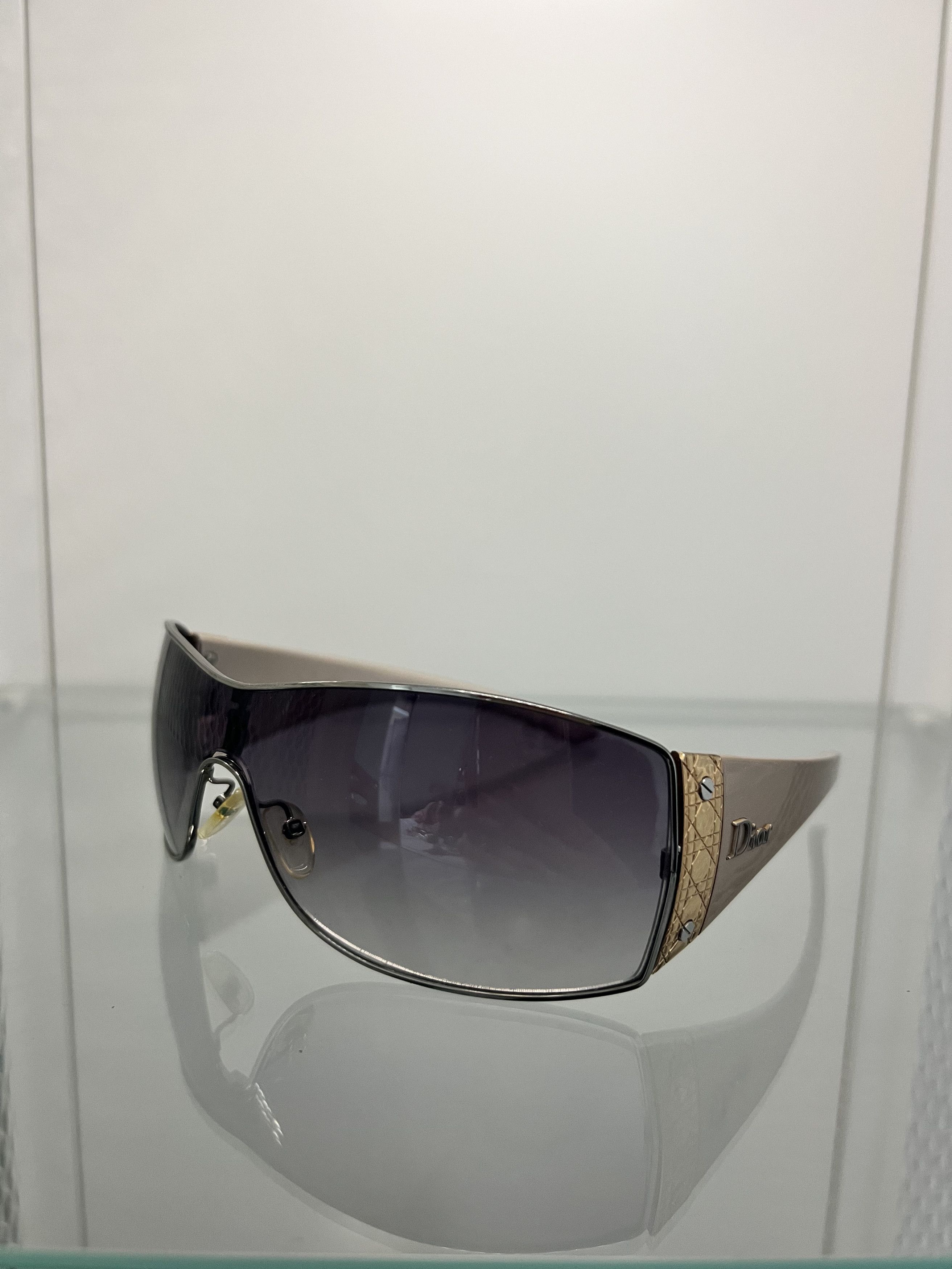Dior Dior gold sunglasses Size ONE SIZE - 2 Thumbnail