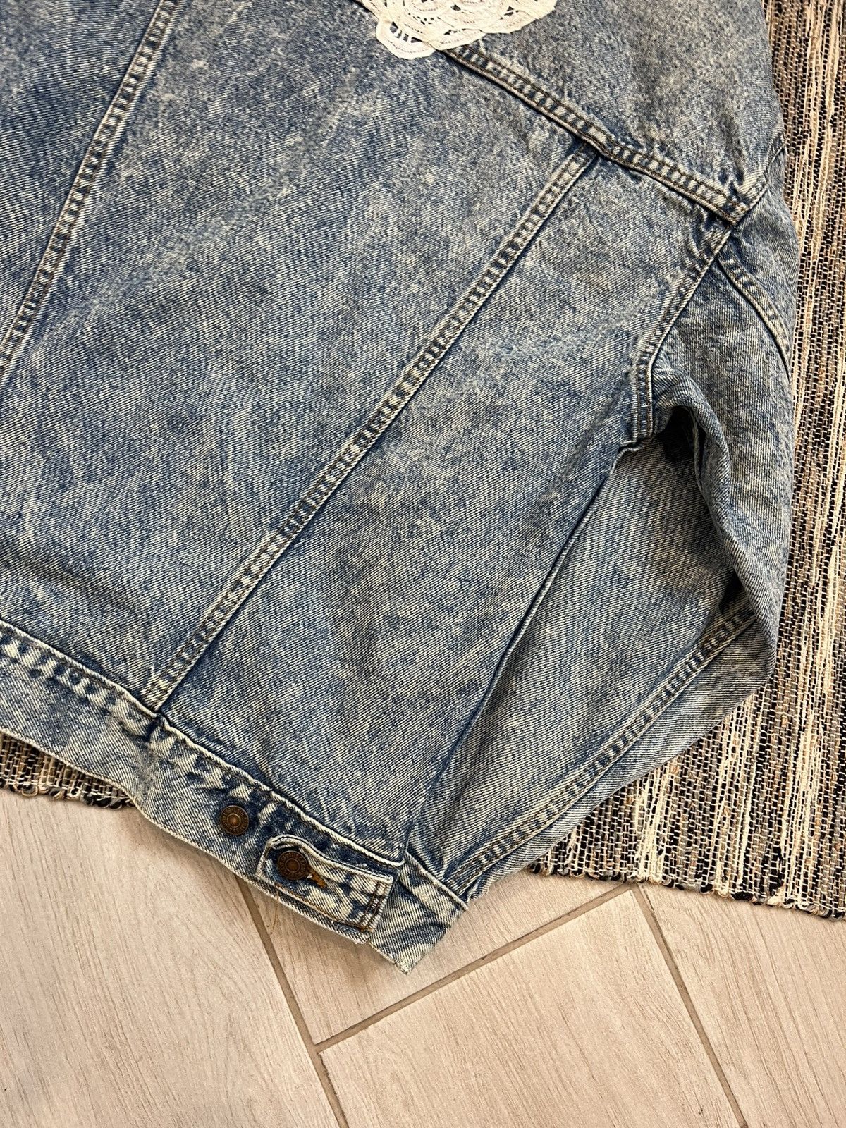 Handmade × Levi's × Vintage Vintage Levis Denim Jacket hand made distressed 90s Size XL / US 12-14 / IT 48-50 - 15 Thumbnail