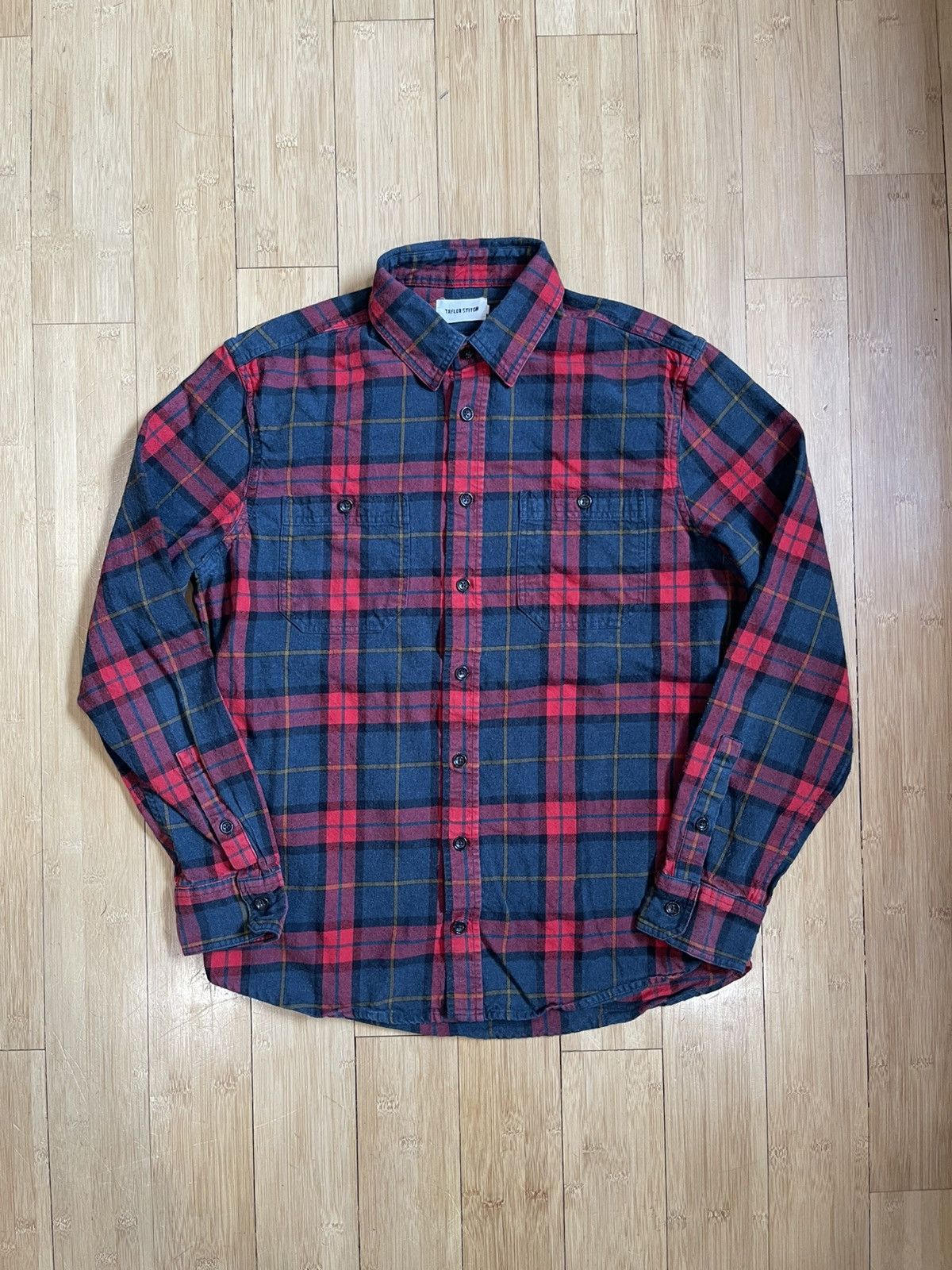 Taylor Stitch Taylor Stitch The Utility Shirt in Red and Navy Plaid Size US M / EU 48-50 / 2 - 1 Thumbnail