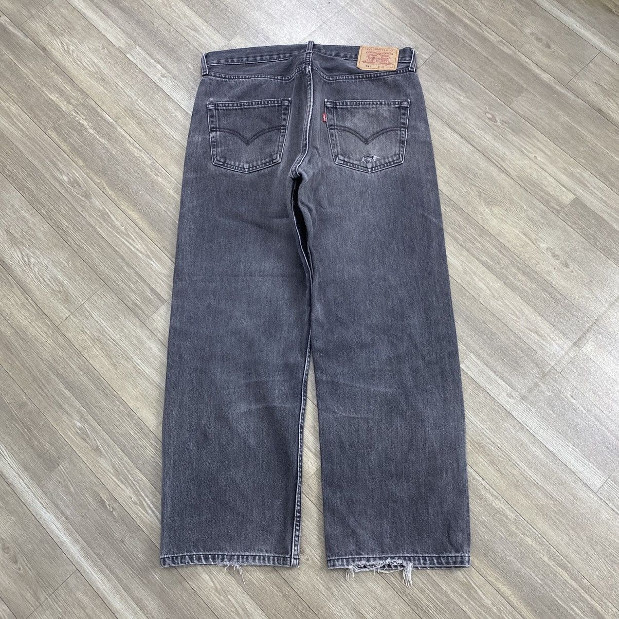 Levi's Vintage Clothing 1990s Vintage Levis 512 36x34 Black Faded Baggy Jeans Size US 35 - 17 Thumbnail