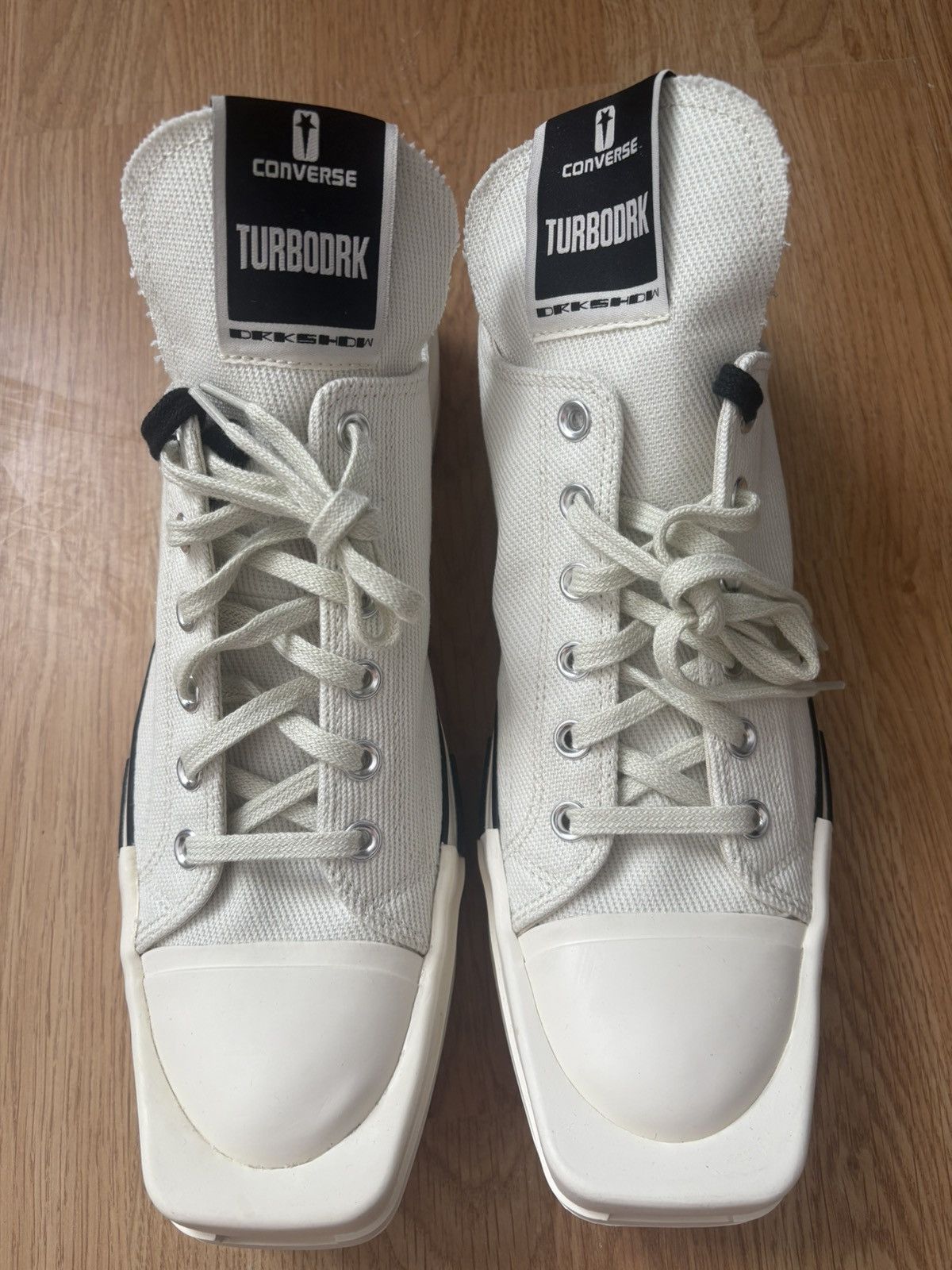 Converse × Rick Owens Drkshdw Converse Rick Owens Drkshdw Turbodrk Chuck Taylor 70 White Size US 8.5 / IT 38.5 - 4 Thumbnail