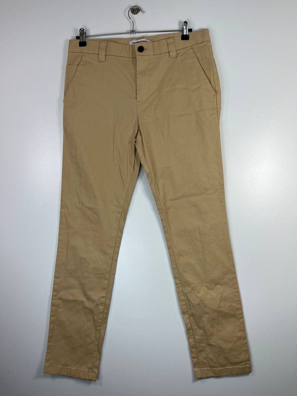 Tommy Jeans Tommy Jeans Austin Slim Tapered Chino Pants Beige Size 31x32 Size US 32 / EU 48 - 1 Thumbnail
