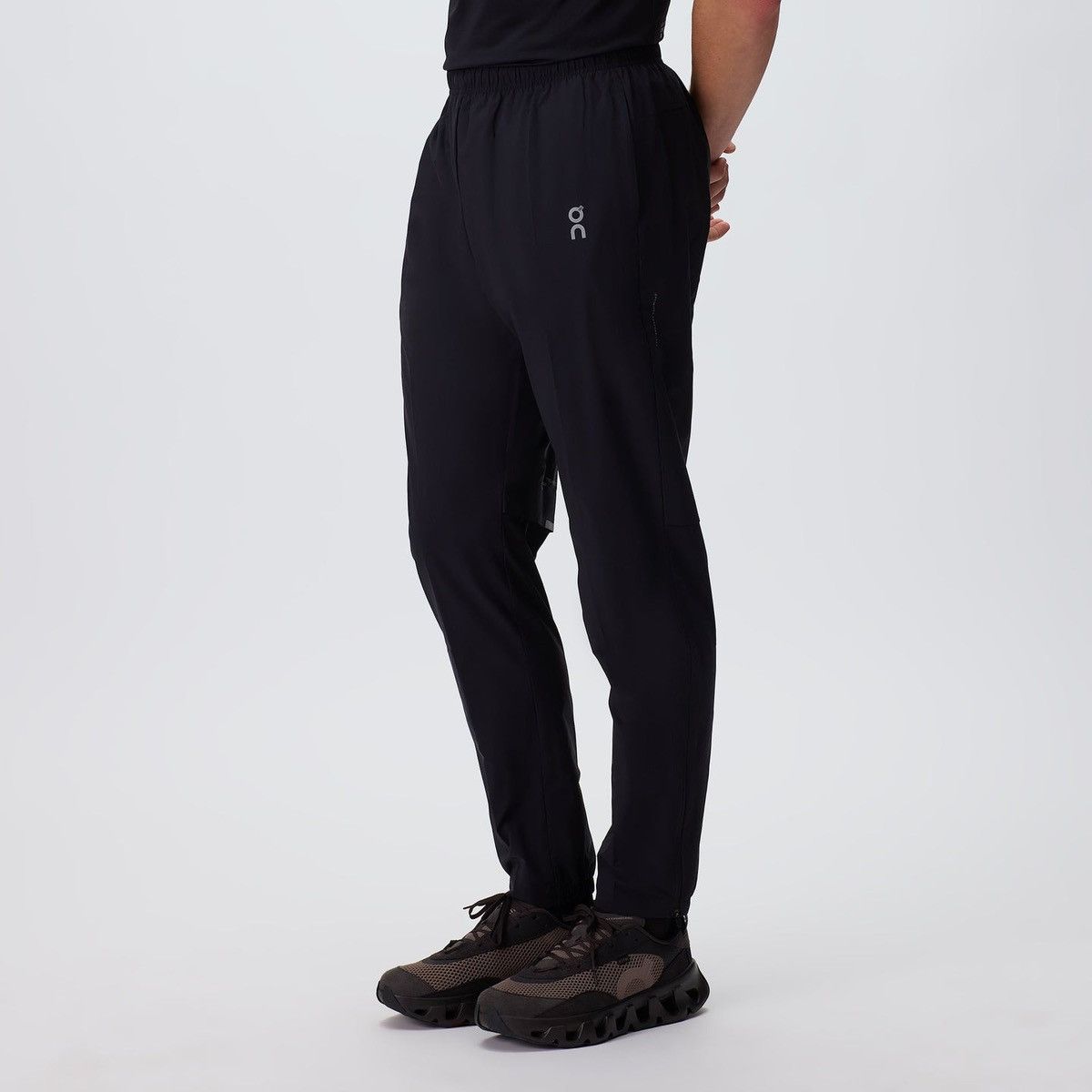 Kith × On Kith for On Core Pant Black Reflective Logo Joggers Large Size US 34 / EU 50 - 2 Thumbnail