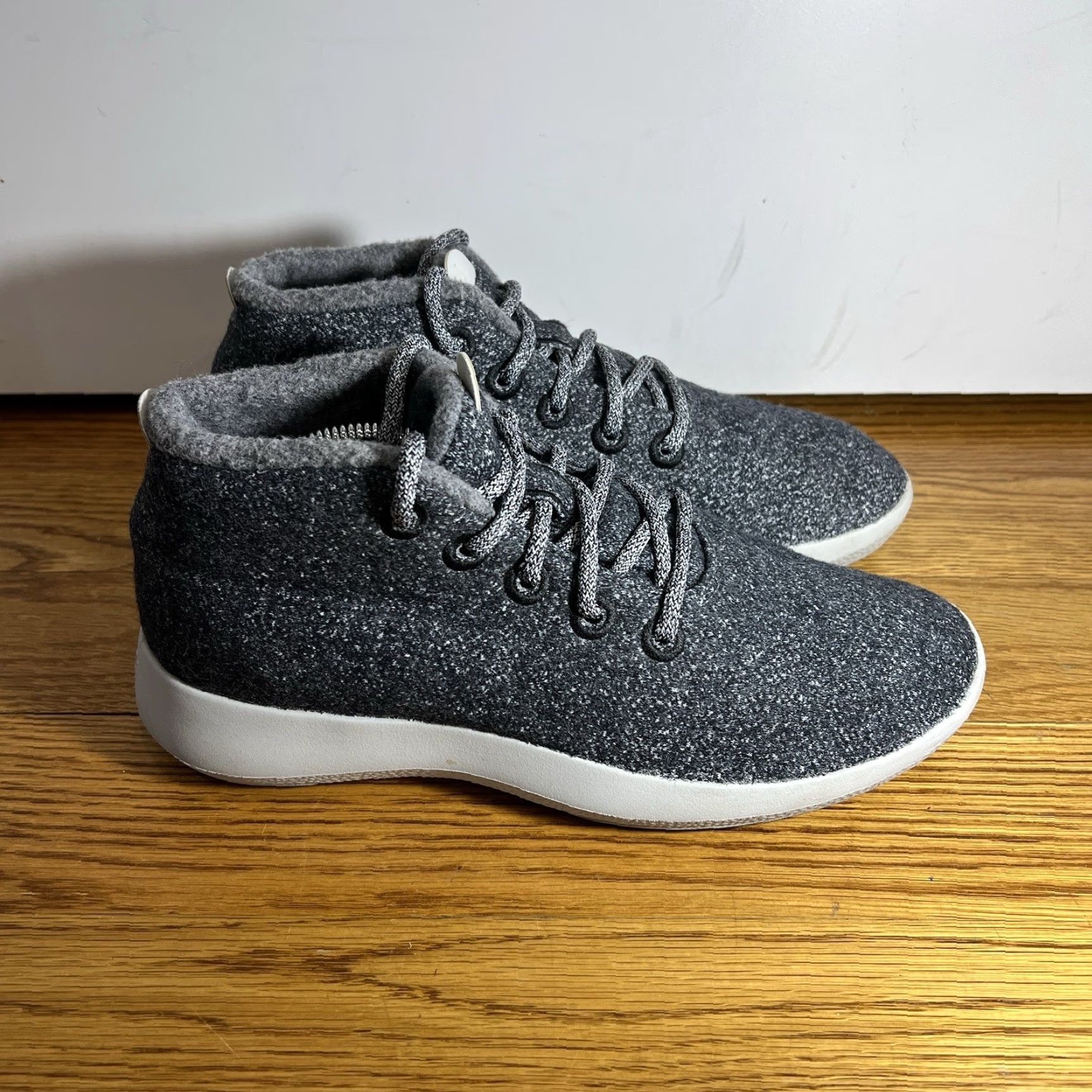 Allbirds Allbirds Wool Runners High Top Running Shoes Women’s Size 10 Gray Athletic Sneakers Breathable Comfort Size L / US 10 / IT 46 - 4 Thumbnail