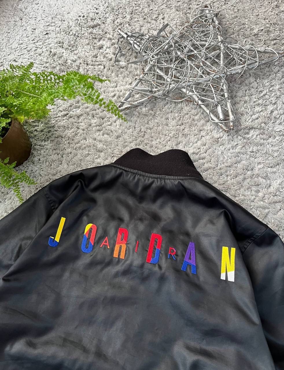 Jordan Brand × Vintage Air Jordan Bomber Light Jackets Streetwear Vintage Logo Rare Size US M / EU 48-50 / 2 - 5 Thumbnail