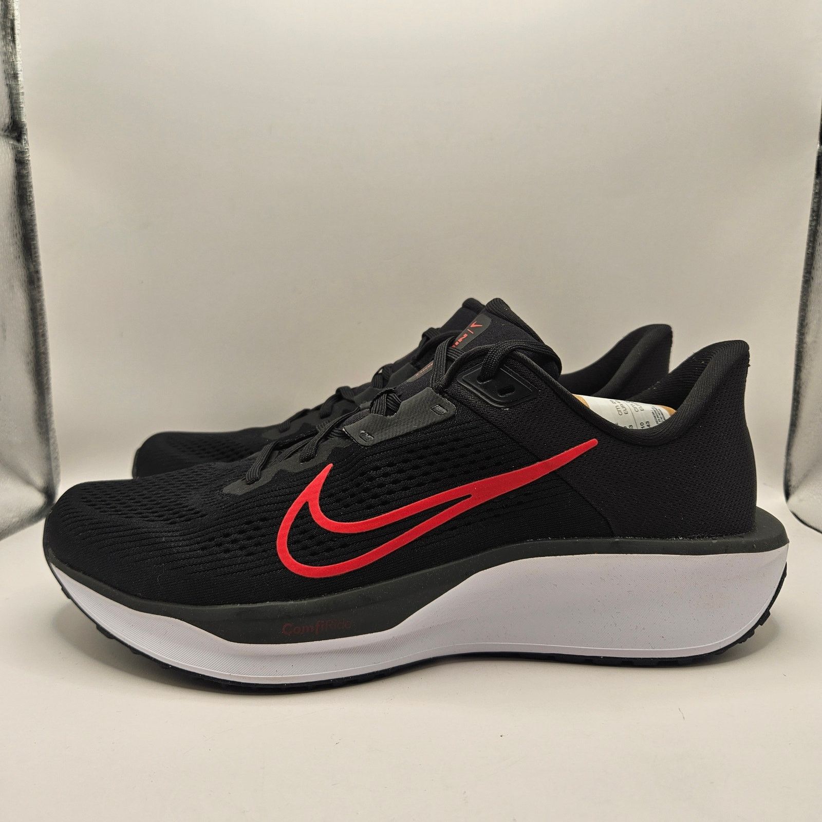 Nike NIKE MEN'S 11 QUEST 6 BLACK WHITE UNIVERSITY RED FD6033-011 Size US 11 / EU 44 - 2 Thumbnail