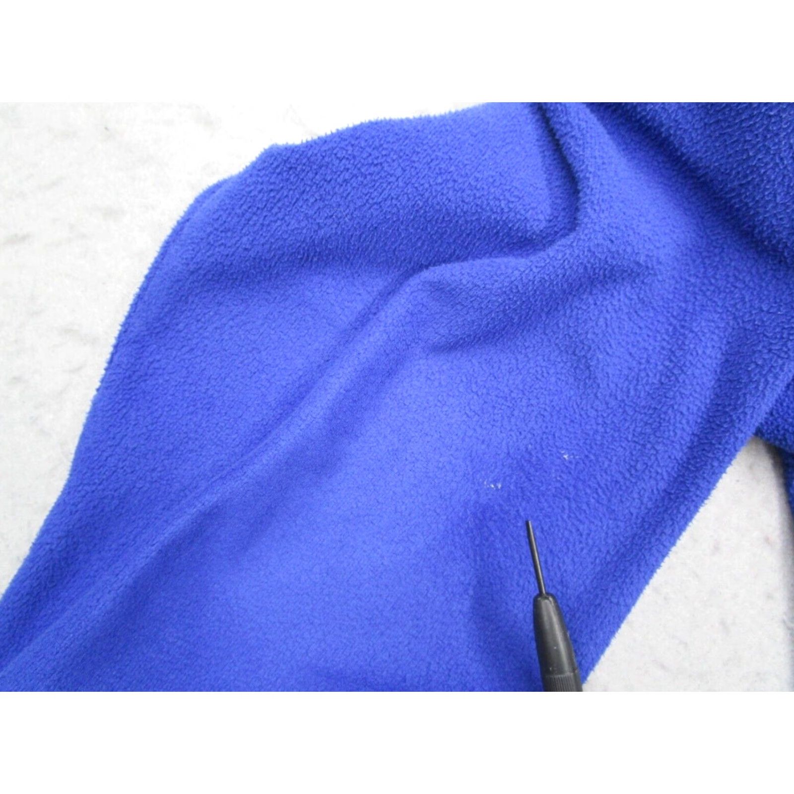 Nike VINTAGE Nike Therma Fit Mens Blue 1/2 Zip Fleece Pullover Large Sweatshirt Pullover Casual Nike Therma Classic Sports 90s Mens Size US L / EU 52-54 / 3 - 7 Thumbnail