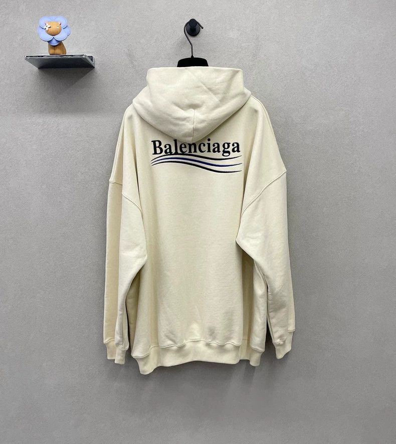 Balenciaga Balenciaga Beige Coke Sweatshirt Size US XS / EU 42 / 0 - 2 Thumbnail