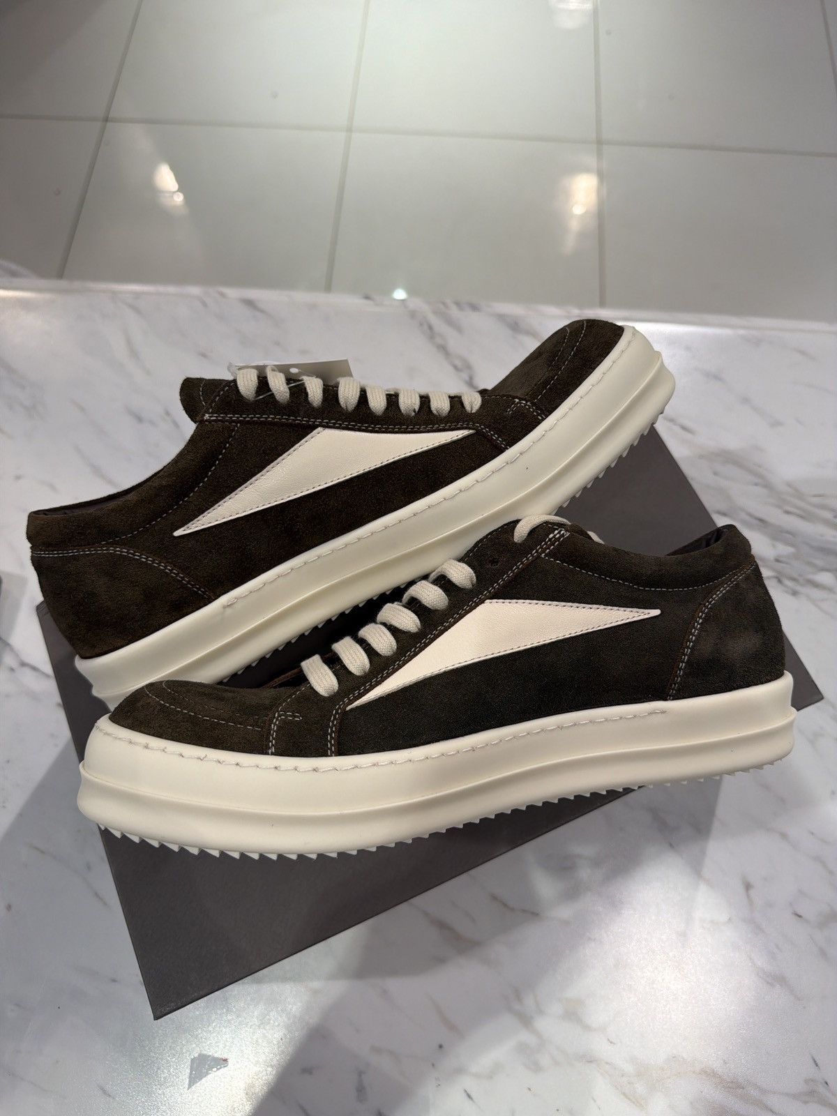 Rick Owens Rick Owens Brown Suede Vintage Lows Size US 10 / EU 43 - 2 Thumbnail