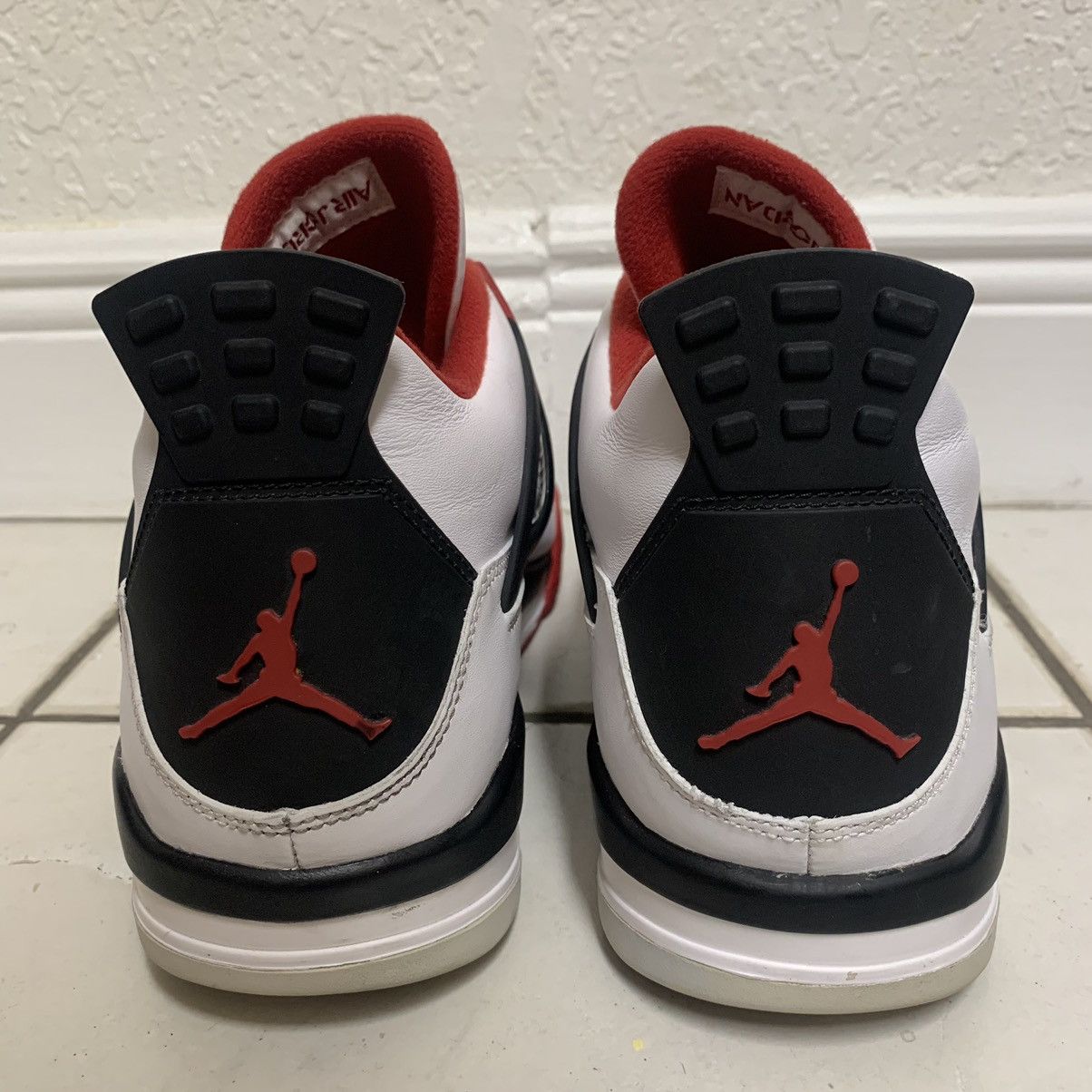 Jordan Brand Jordan 4 Retro OG Mid Fire Red 2012 Size 14 Size US 14 / EU 47 - 5 Thumbnail
